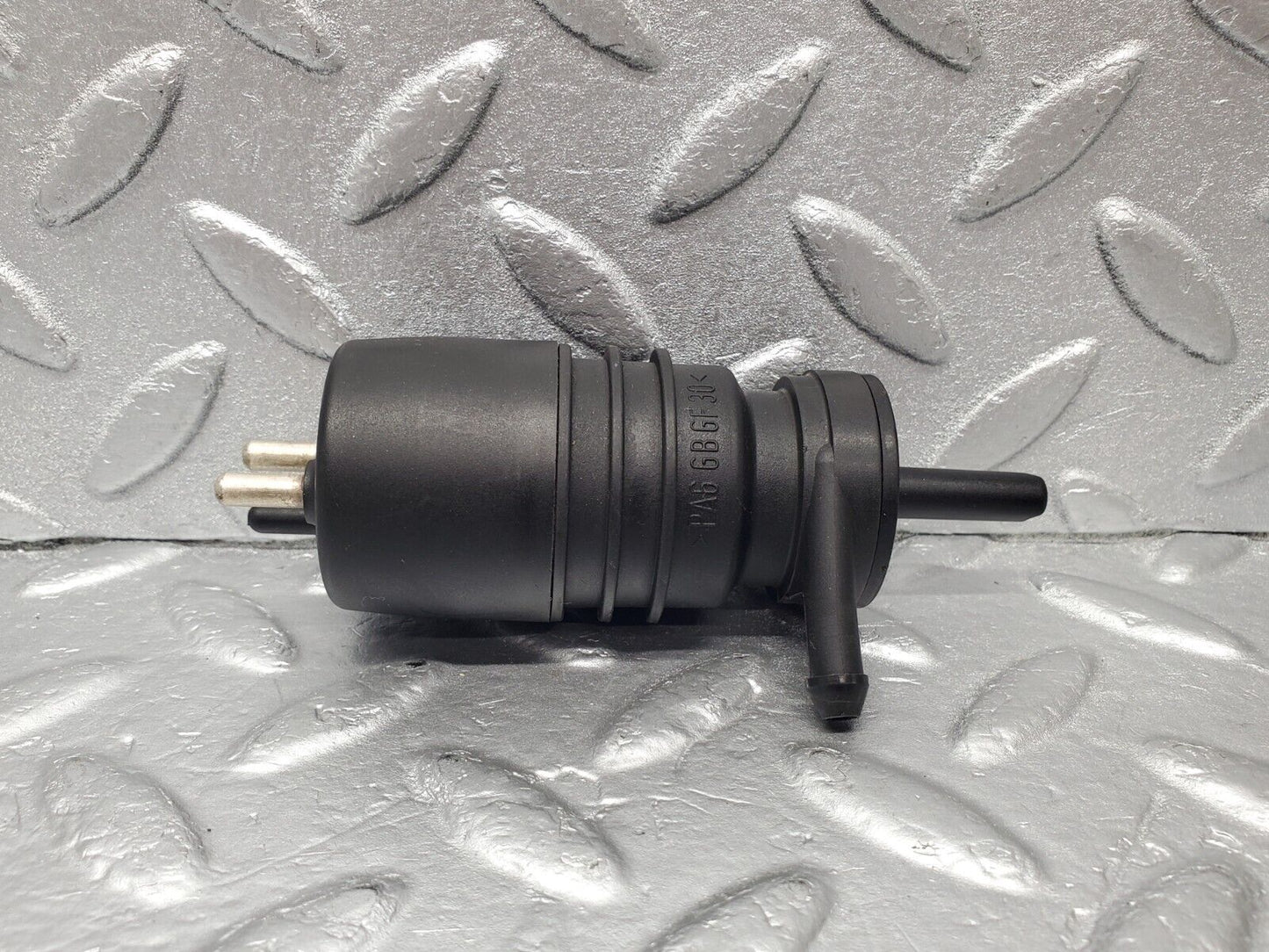 46831 Mercedes-Benz R129 320SL Coupe Windscreen Washer Pump