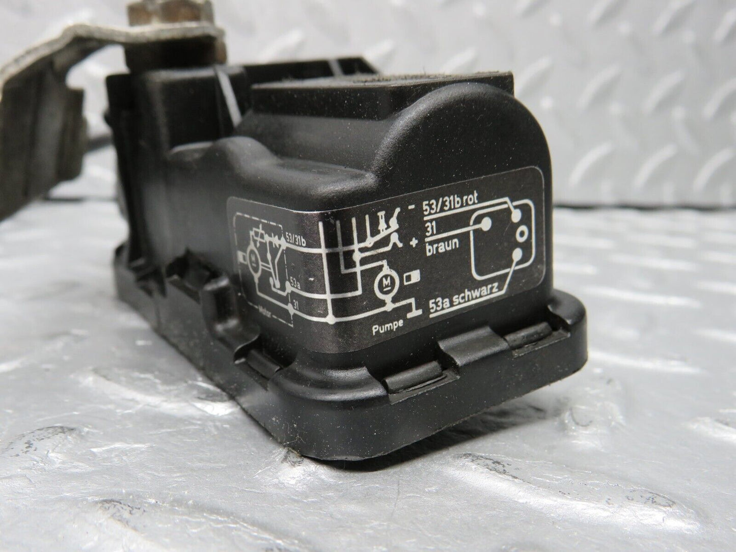 38871 Mercedes-Benz W201 190E 2.6L Headlight Wiper Motor Bosch Left Side 2018200142