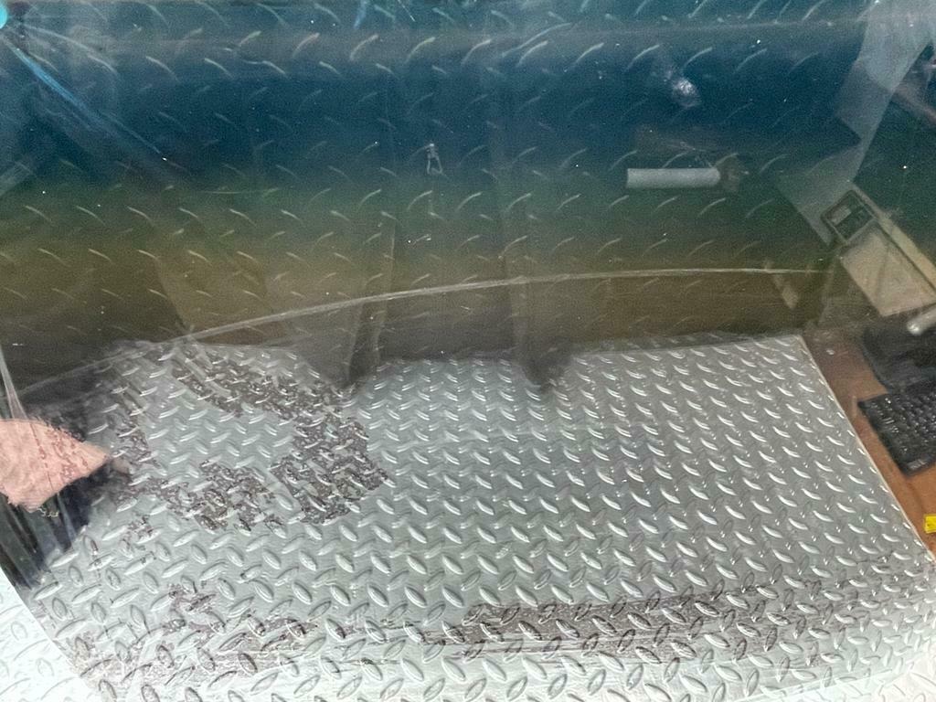 20775 Mercedes-Benz W114 250CE Coupe Front Windscreen