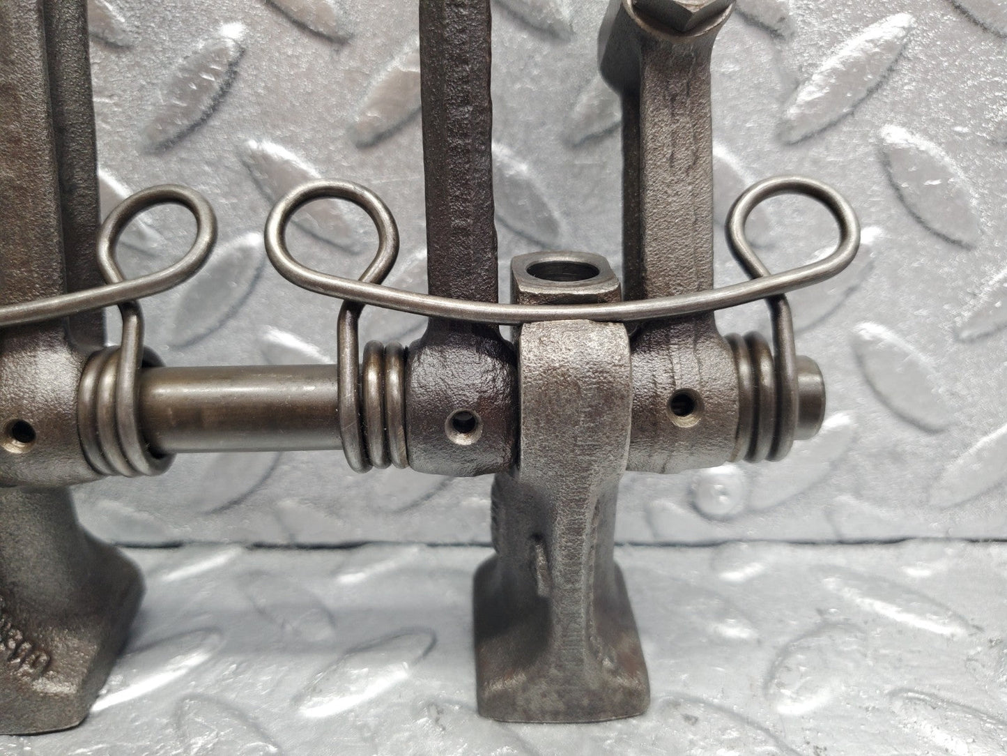 W112 rocker arm support arm shaft used OEM