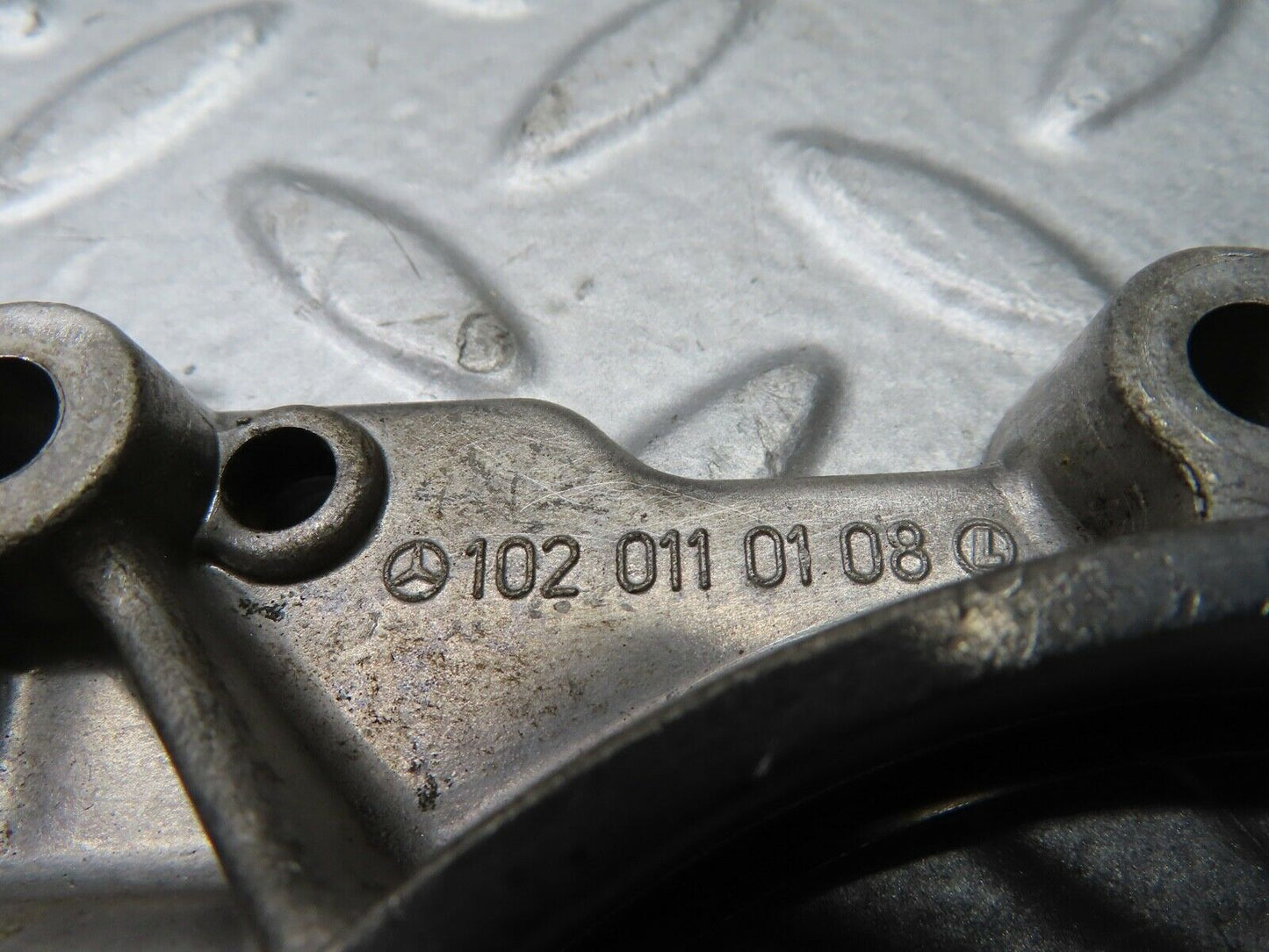 21294 Mercedes-Benz W123 230E Crankshaft Rear Sealing Cover 1020110108