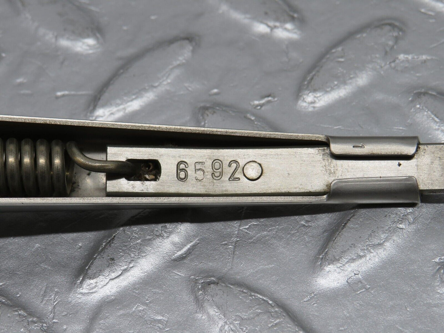 39105 Mercedes-Benz R107 500SL Windscreen Wiper Arm Right Side