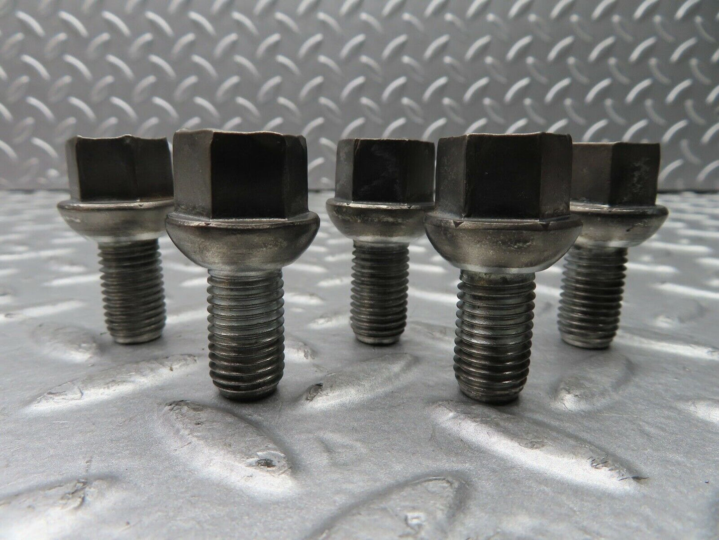 21638 Mercedes-Benz 5x Steel Wheel Lug Bolt M12x1.5