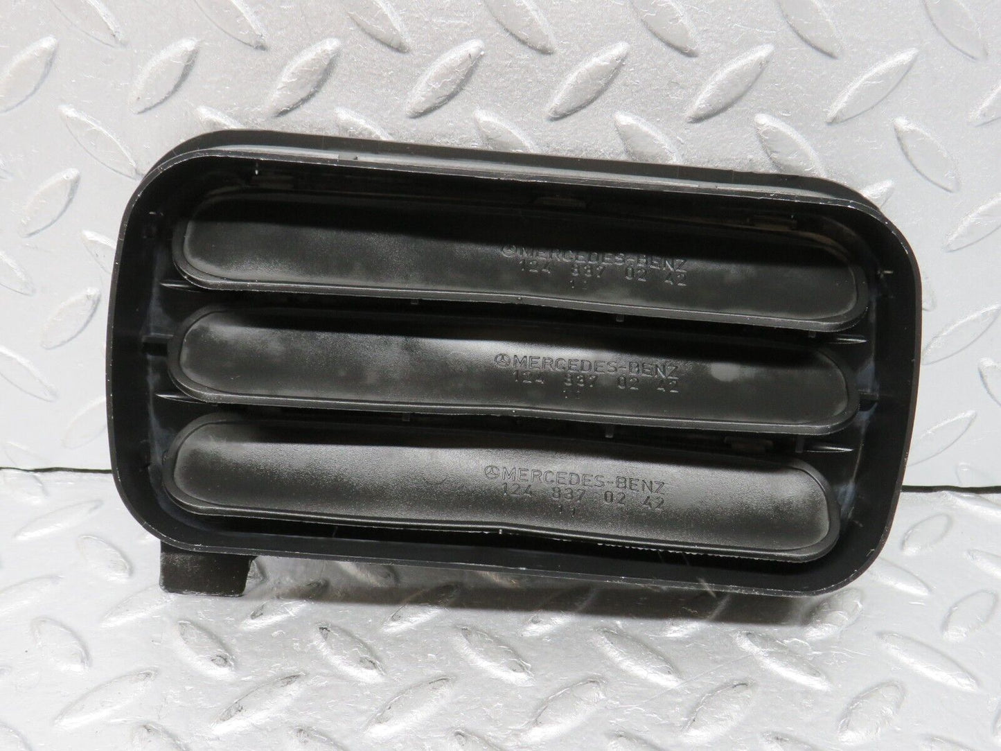 38271 Mercedes-Benz R129 280SL Coupe Air Intake Vent 1248370230