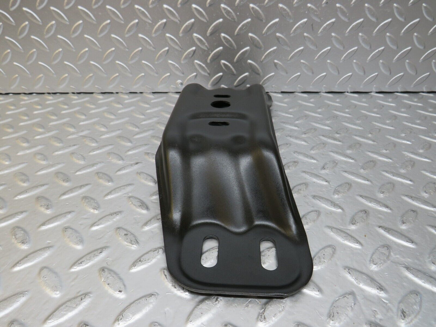 25723 Mercedes-Benz W124 280E Gearbox Mount Bracket Holder