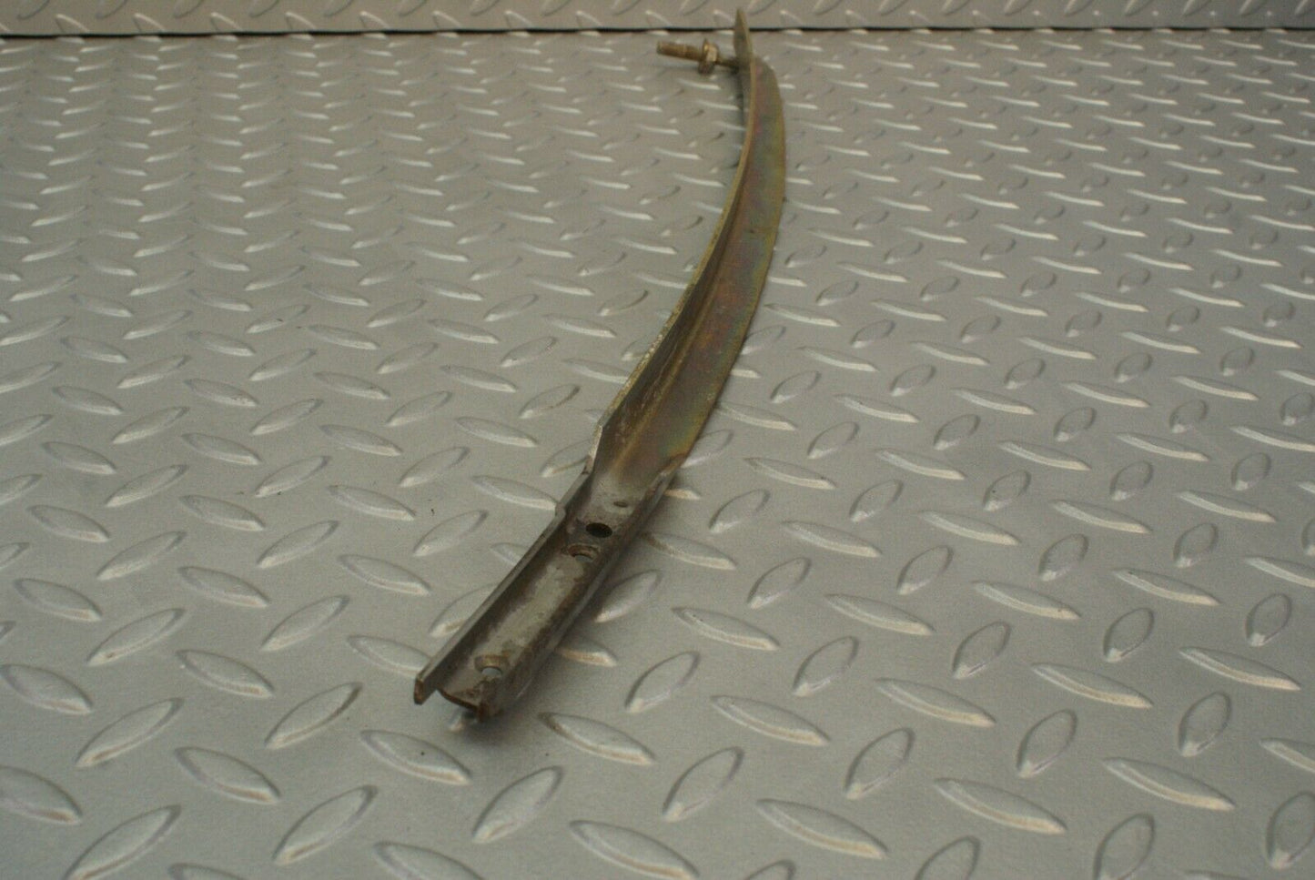 3039 Mercedes-Benz C123 280CE Coupe Front Left Window Guide Rail
