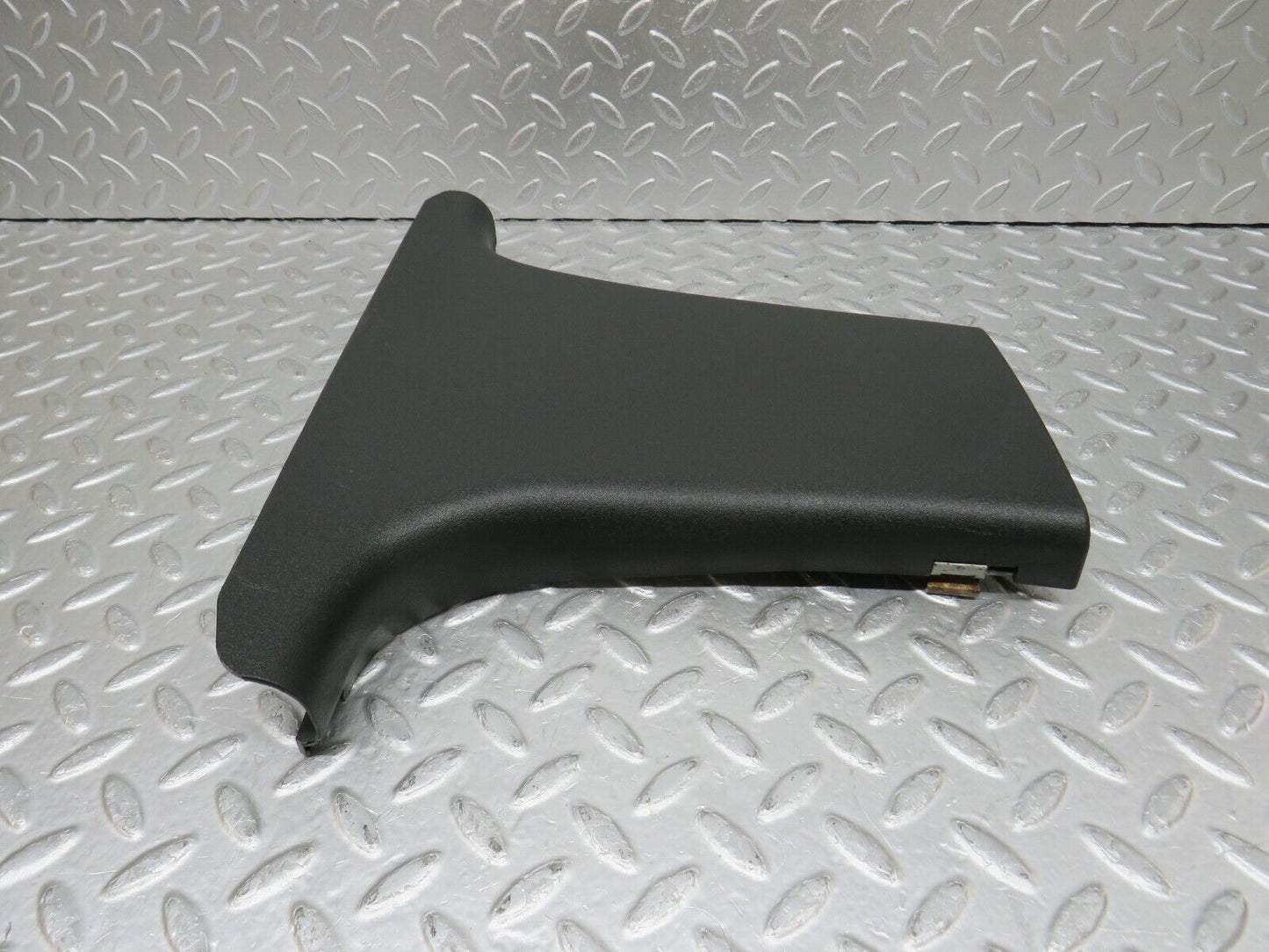 34798 Mercedes-Benz W210 320E B Pillar Bottom Cover Right 2106902230 210692022