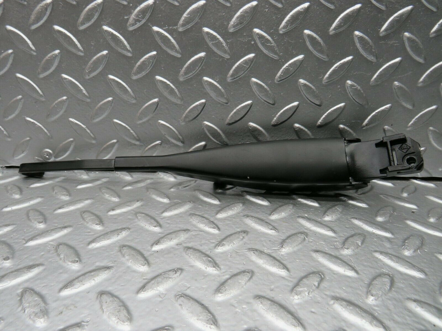 22483 Mercedes-Benz C124 E220 Coupe Wiper Arm
