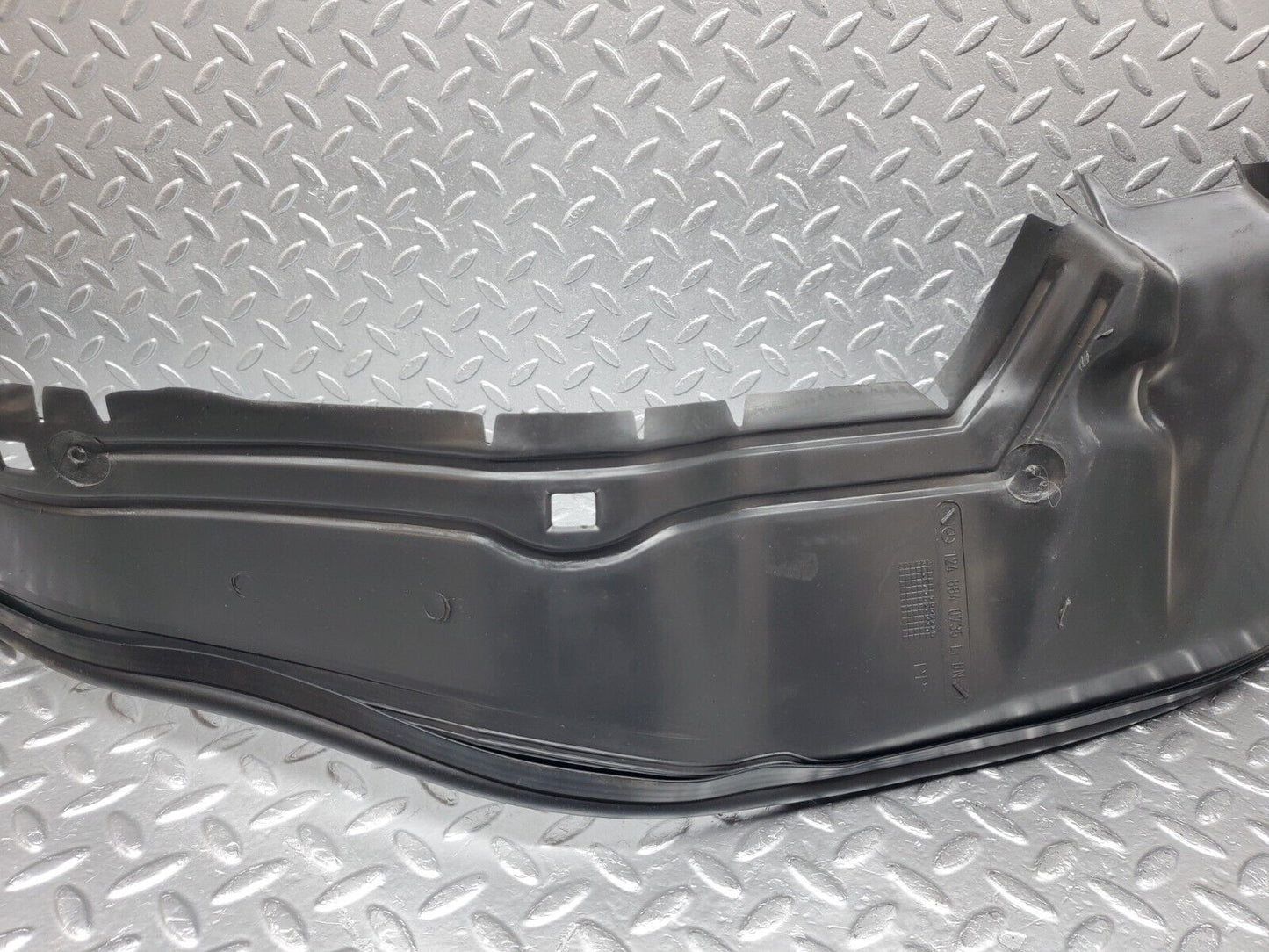 44877 Mercedes-Benz W124 220E Front Left Inner Fender Splash Guard 1248840735