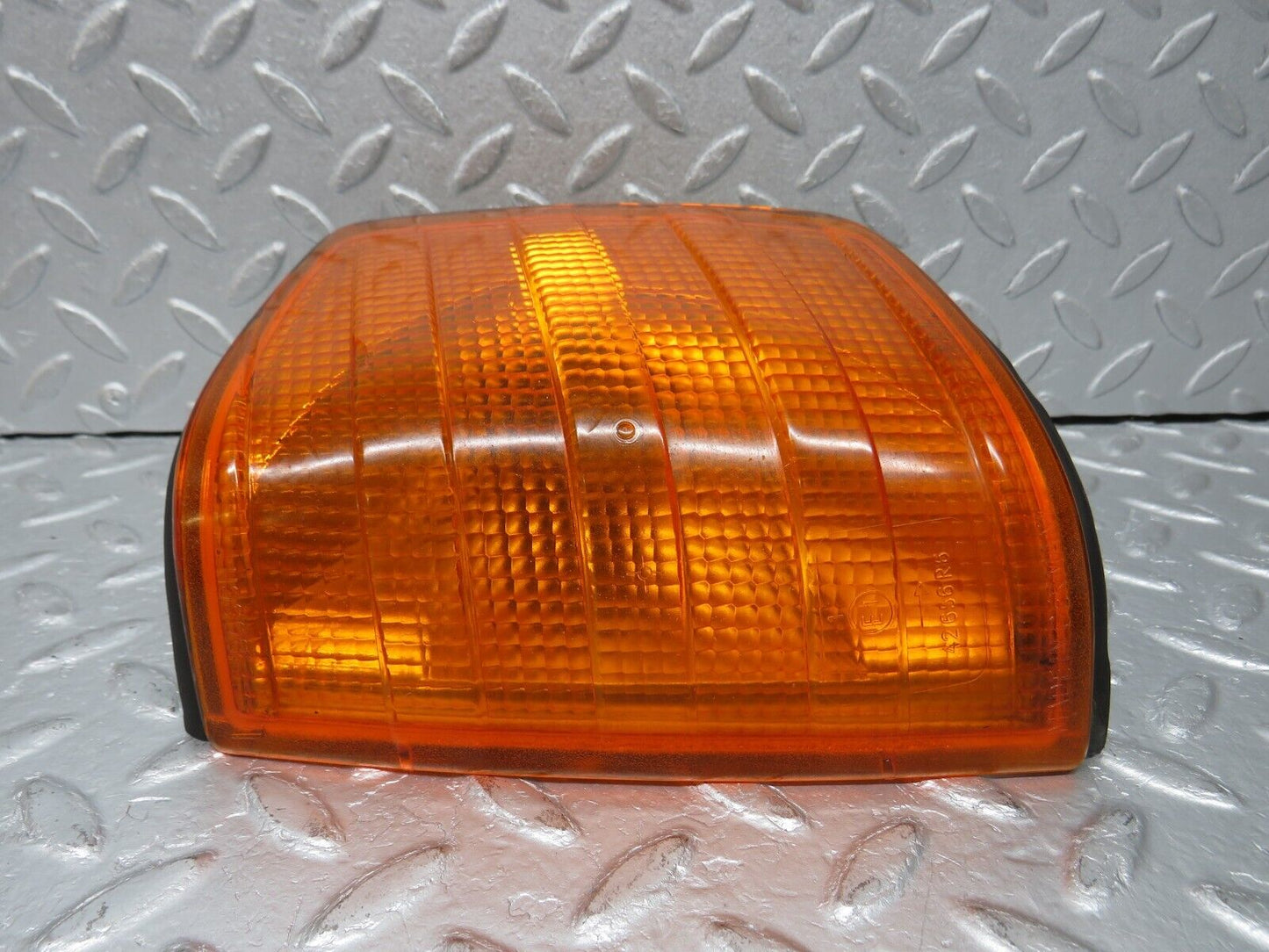 38844 Mercedes-Benz W201 190E Indicator Light Bosch Front Left 1305232911