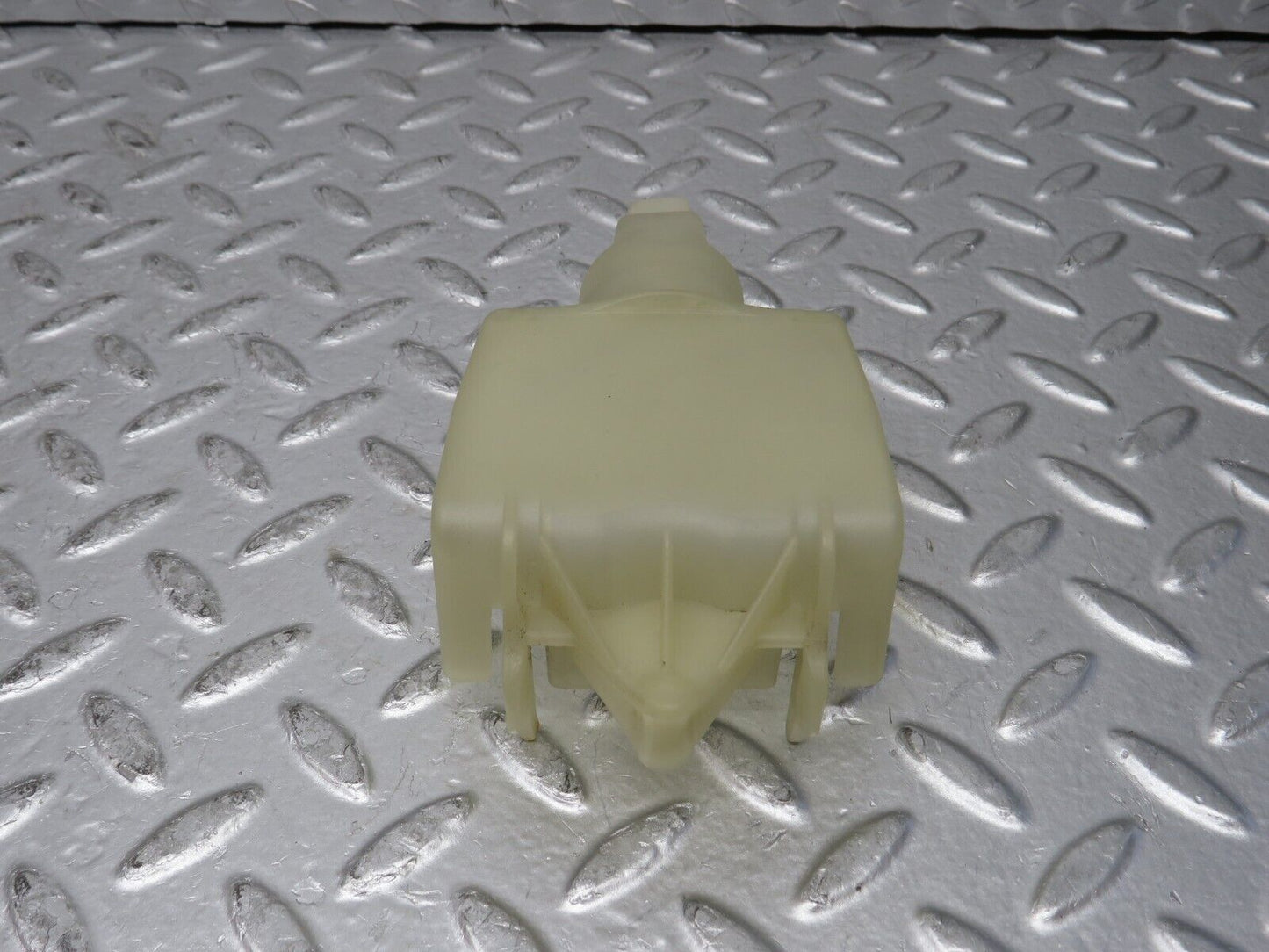 30285 Mercedes-Benz W124 230E Rear Door Lock Vacuum Actuator Cover 1248050590