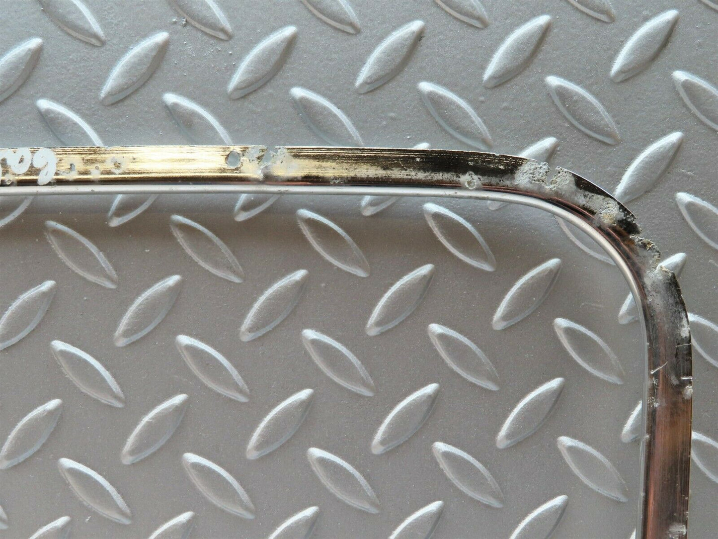 2046 Mercedes-Benz W105 219 PONTON Rear Left Door Chrome Trim