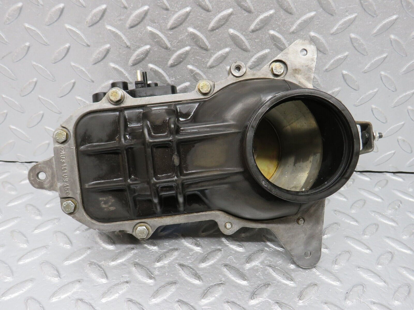 38812 Mercedes-Benz W201 190E 2.6L Air Flow Mass Meter Sensor Bosch 1031410090 0438121033 1031410345