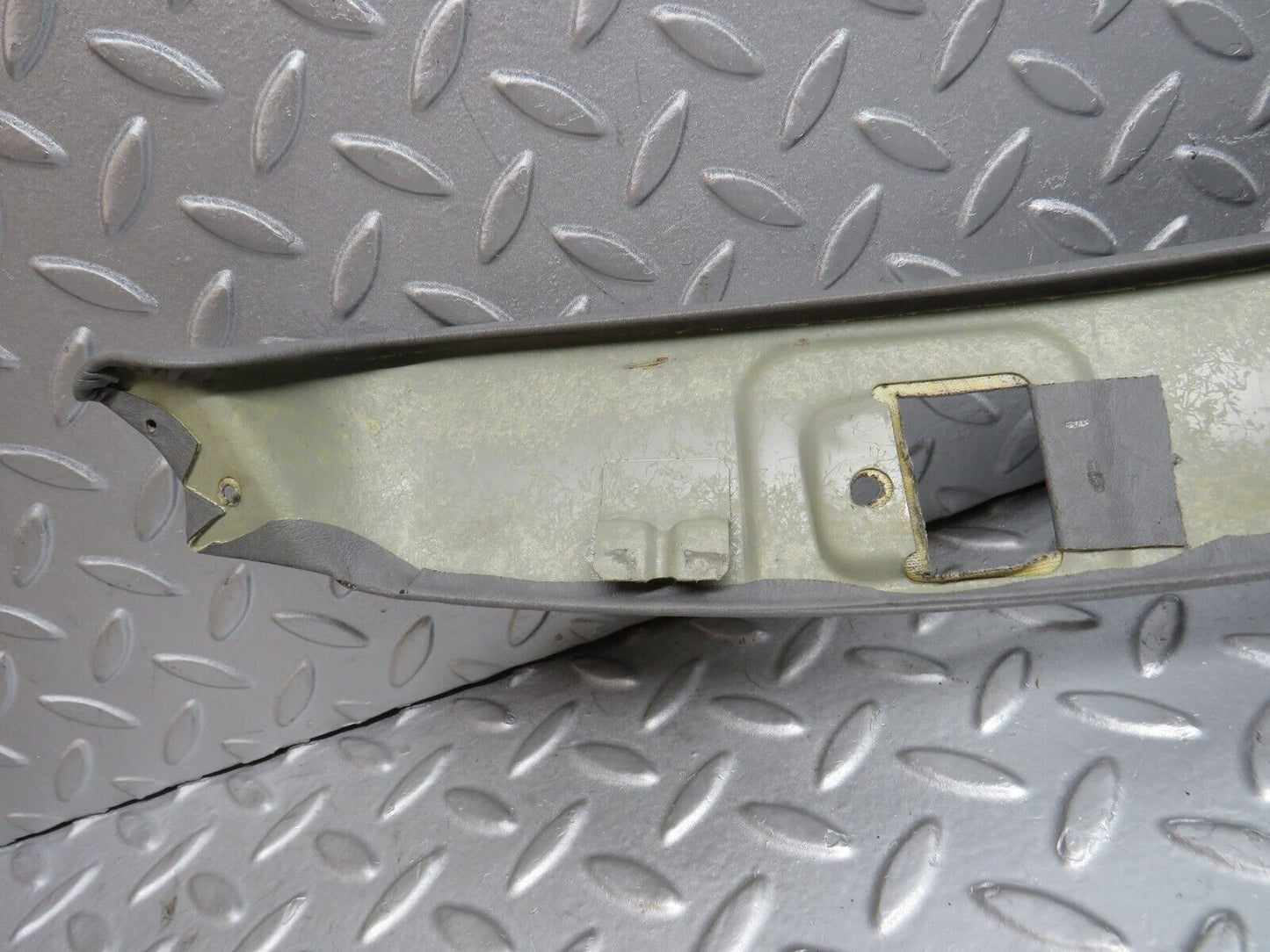 39335 Mercedes-Benz R129 320SL Coupe Headlining Cover Trim Grey