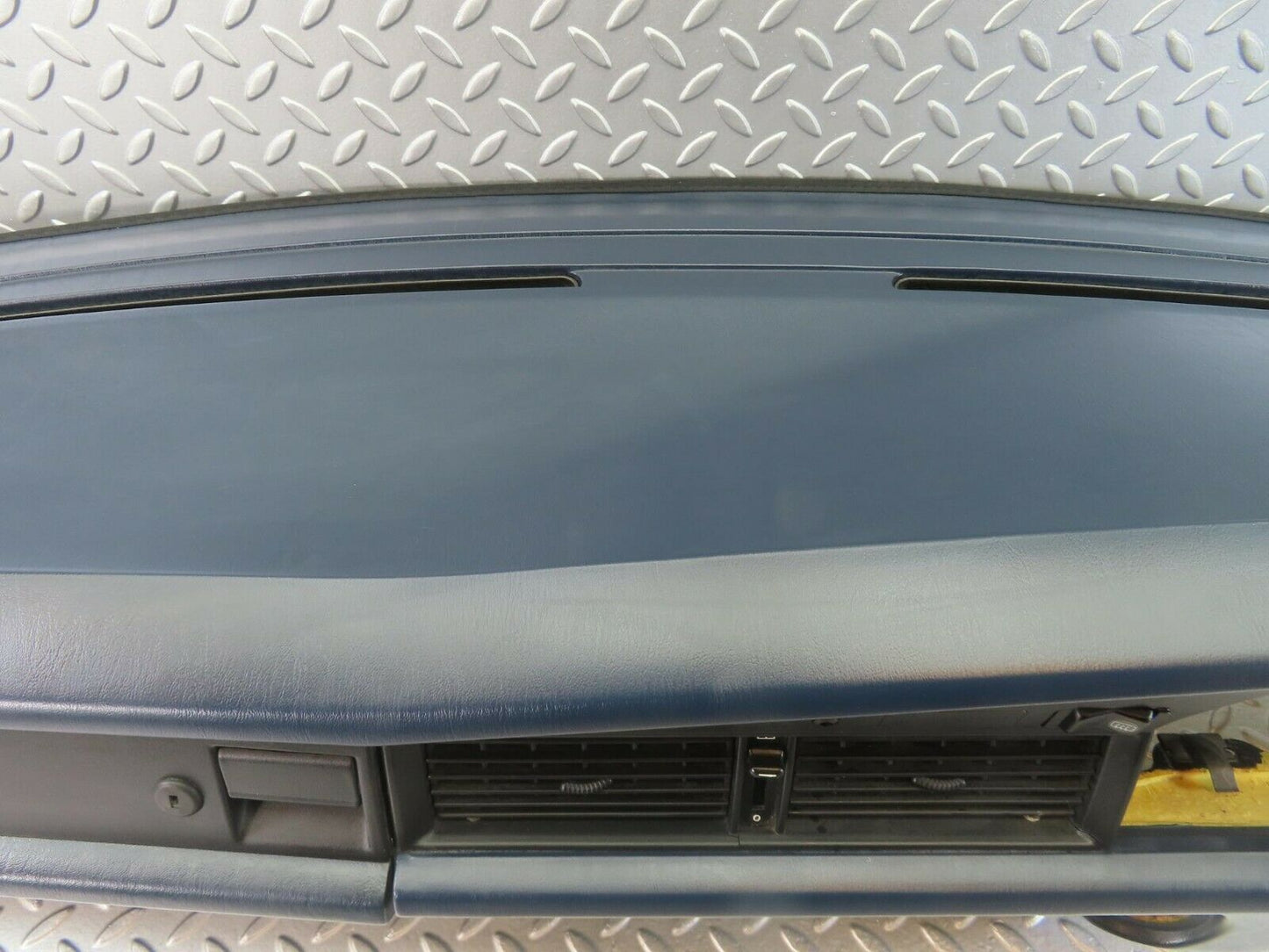 10548 Mercedes-Benz W201 190E Complete Dashboard Blue