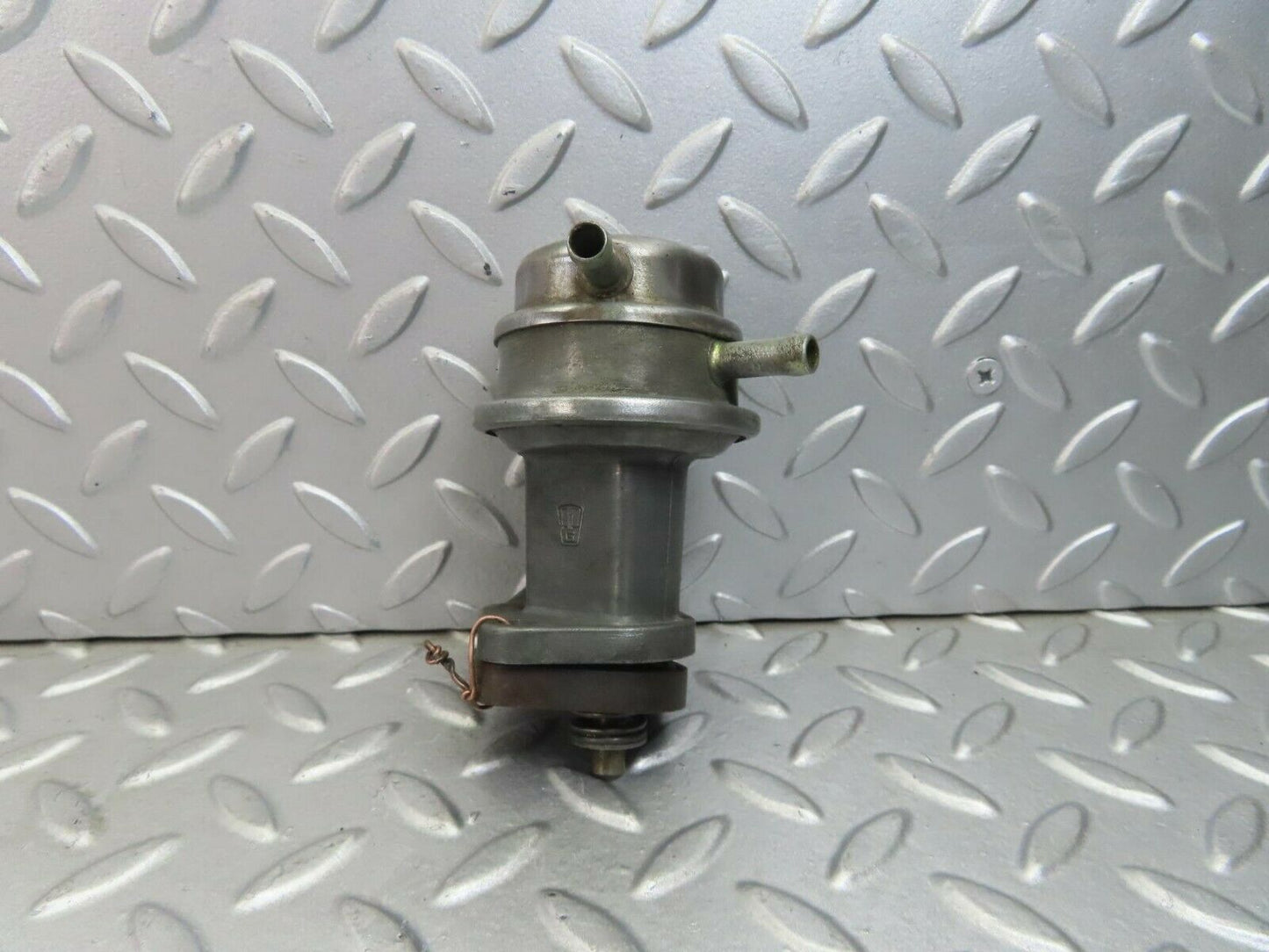 8812 Mercedes-Benz W108 Fuel Pump 0020911101