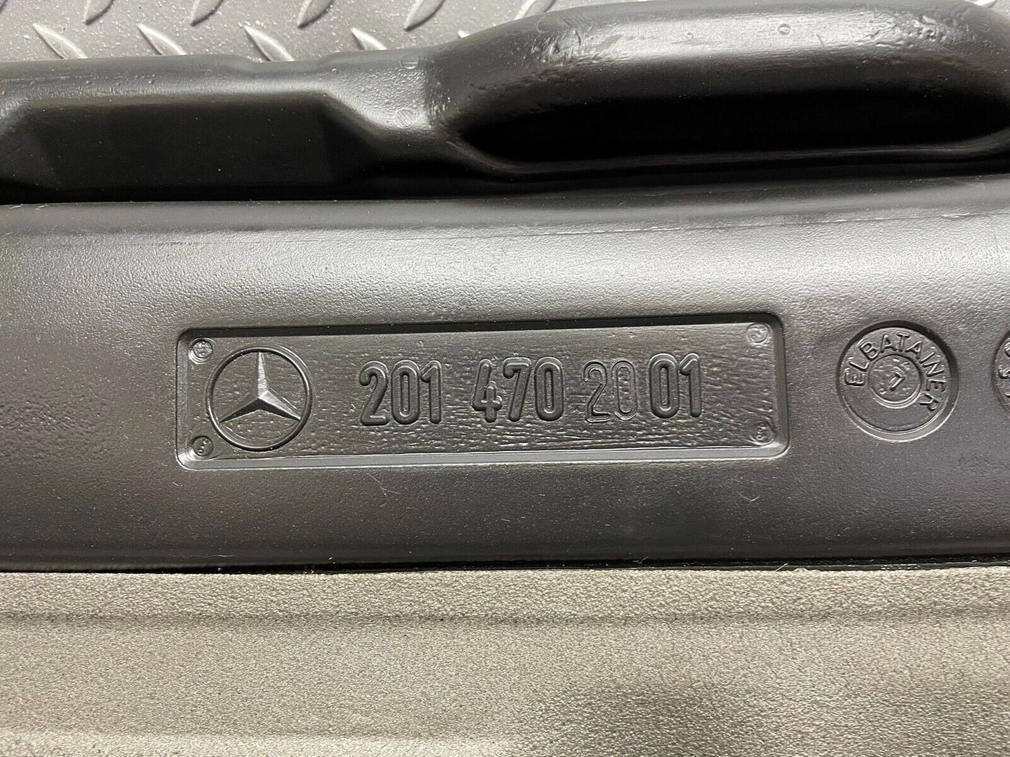 42636 Mercedes-Benz W201 190 Fuel Tank Plastic 2014702001