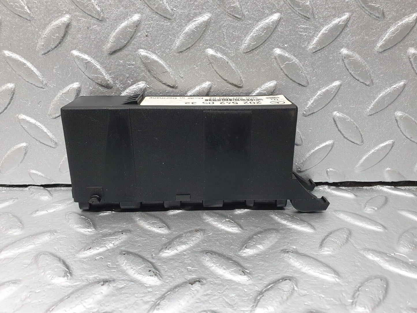 41863 Mercedes-Benz W202 C200 Light Control Unit Hella 2025420532
