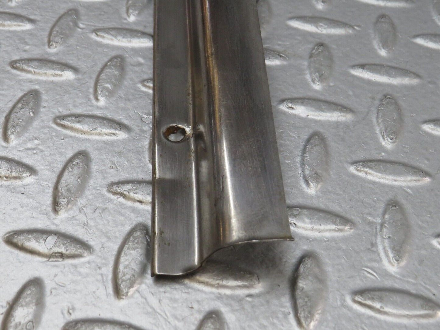 35767 Mercedes-Benz W108 Front Left Door Sill Chrome
