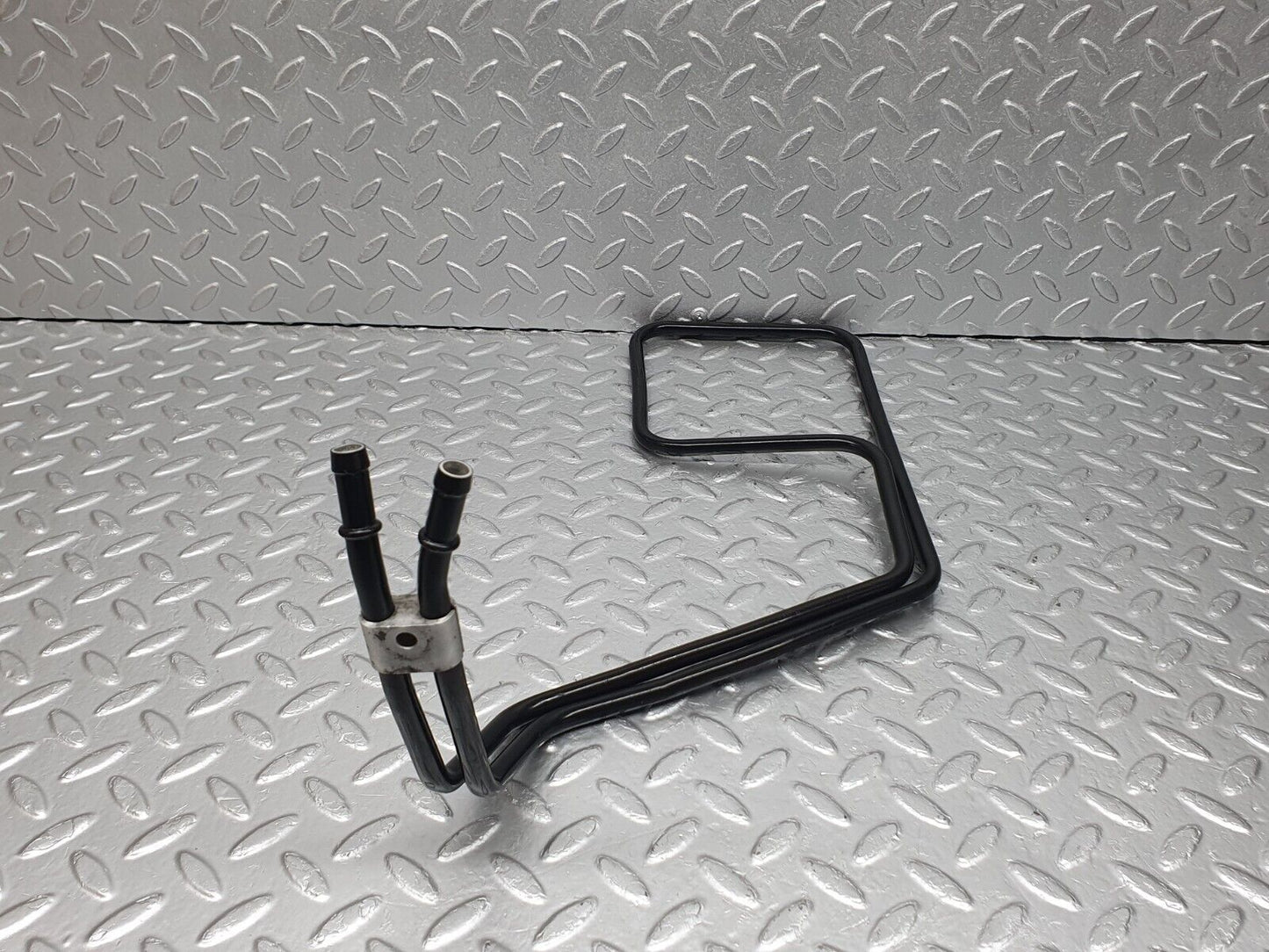 41987 Mercedes-Benz W202 C200 Oil Cooling Pipe