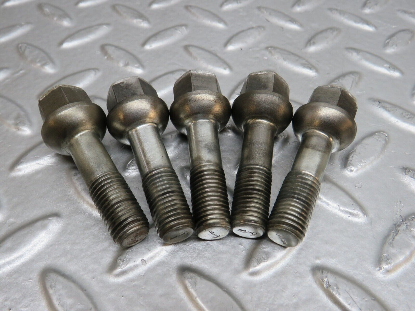 29584 Mercedes-Benz 5x Alloy Wheel Lug Bolt M12x1.5