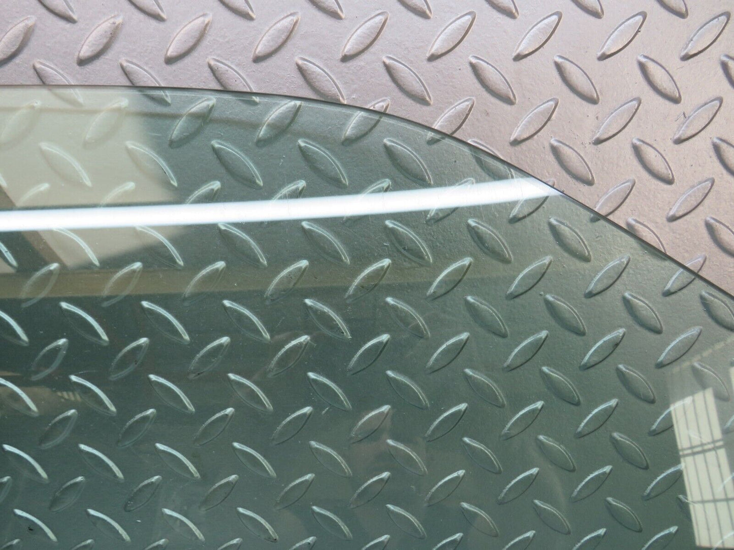 26472 Mercedes-Benz C124 220CE Coupe Right Door Window Glass