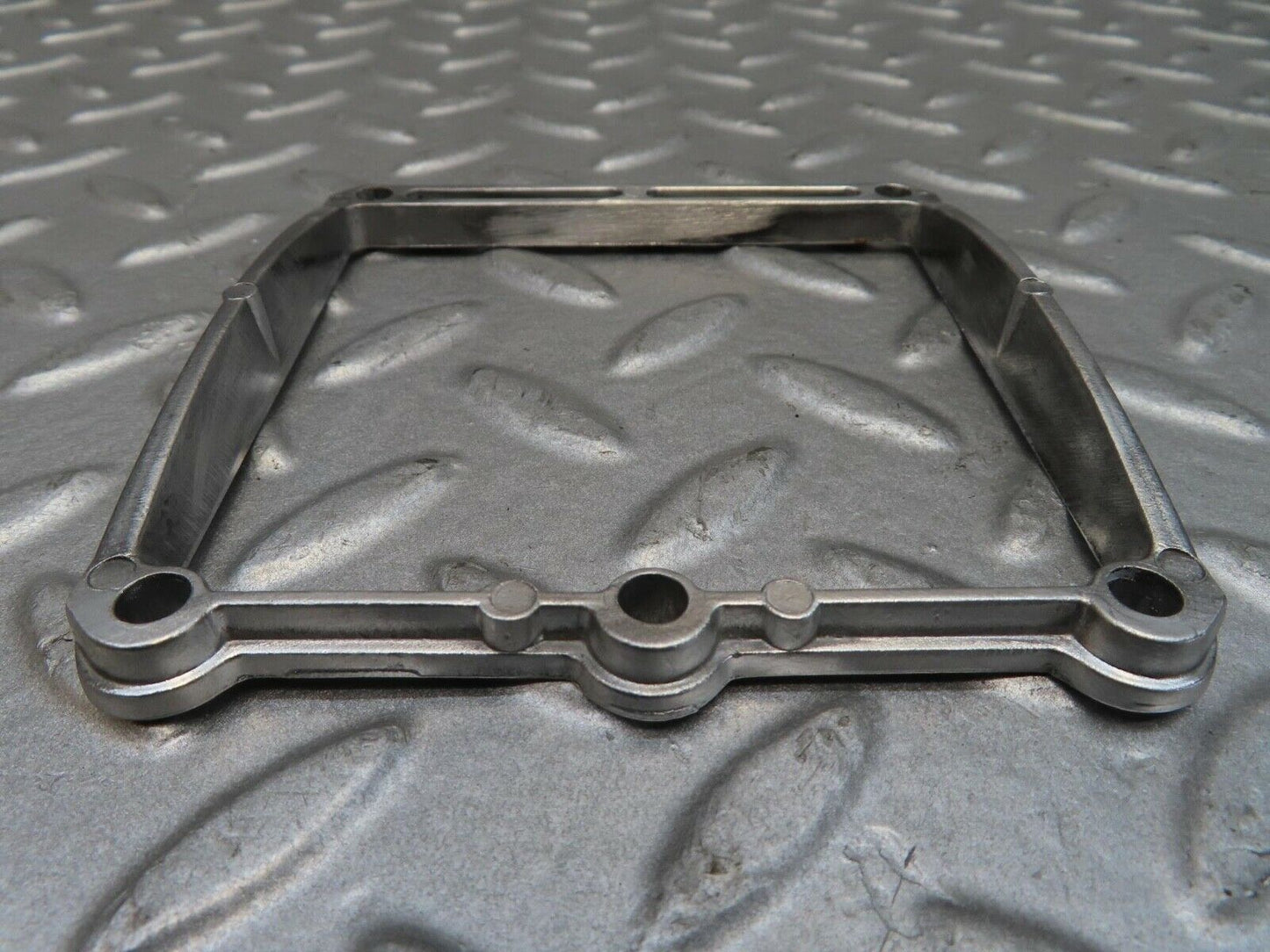 14385 Mercedes-Benz W116 350SE Fuse Box Flange 1165450049