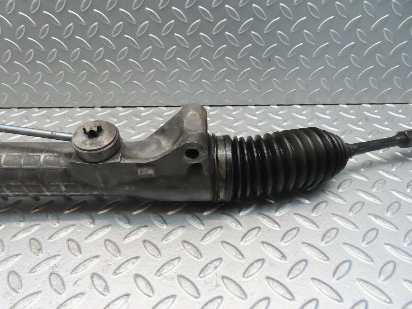 11325 Mercedes-Benz W221 S320 Steering Rack And Pinion 2211101100