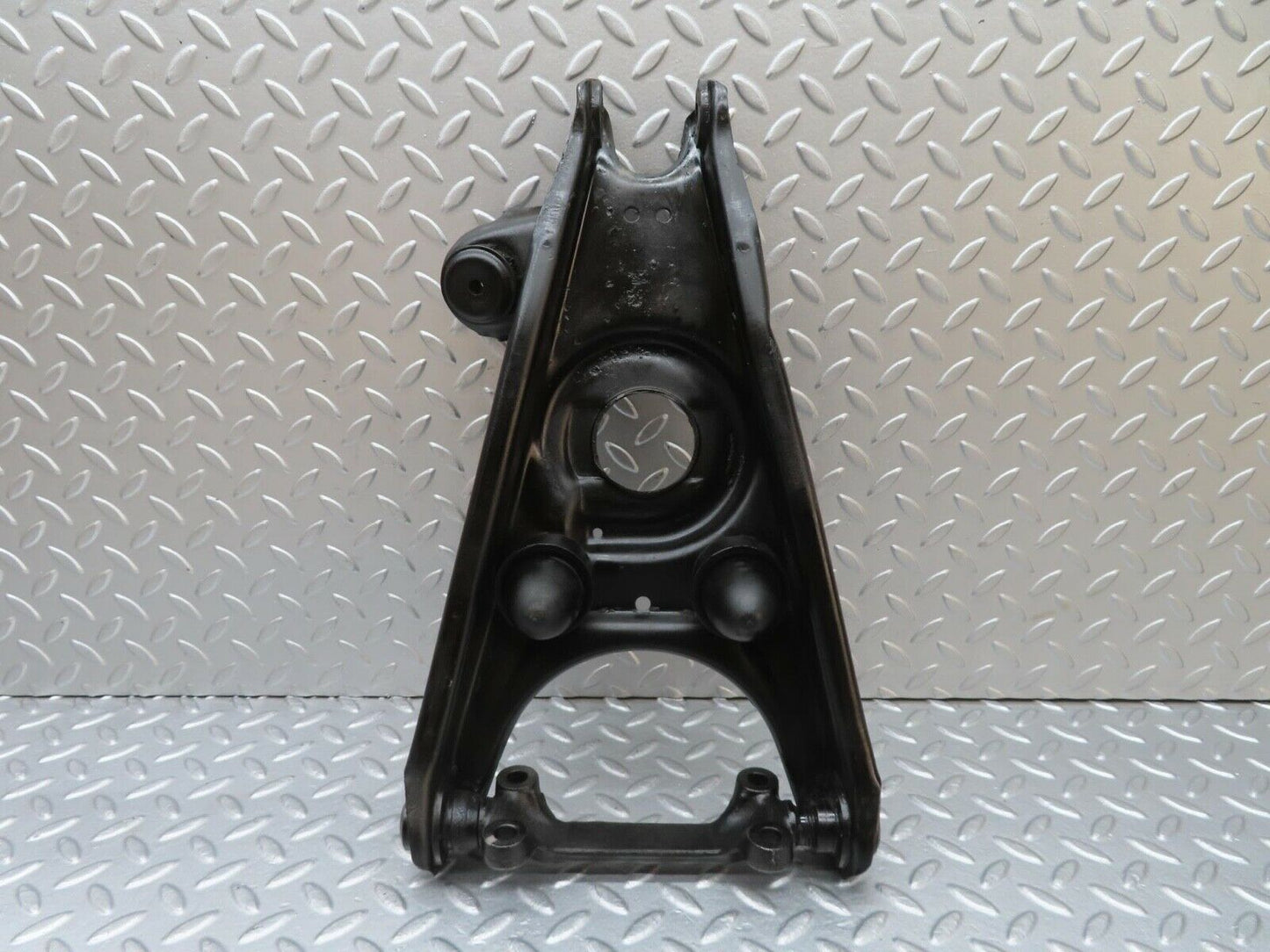 12965 Mercedes-Benz W111 220SE Front Right Lower Control Arm