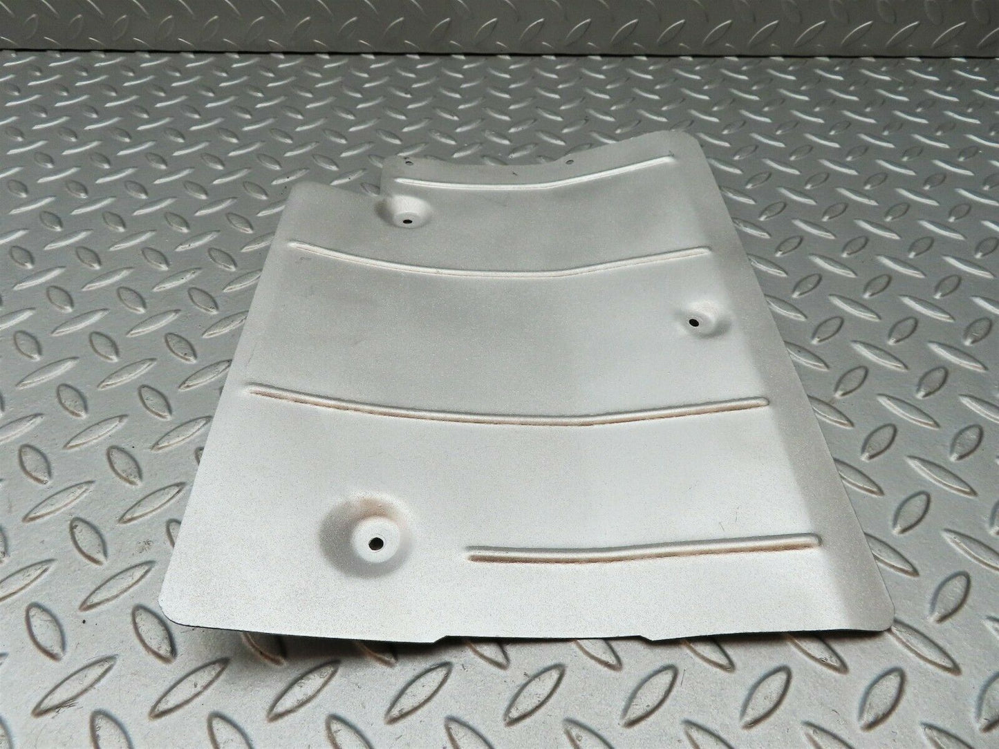 3995 Mercedes-Benz S123 200T Wagon Exhaust Heat Shield