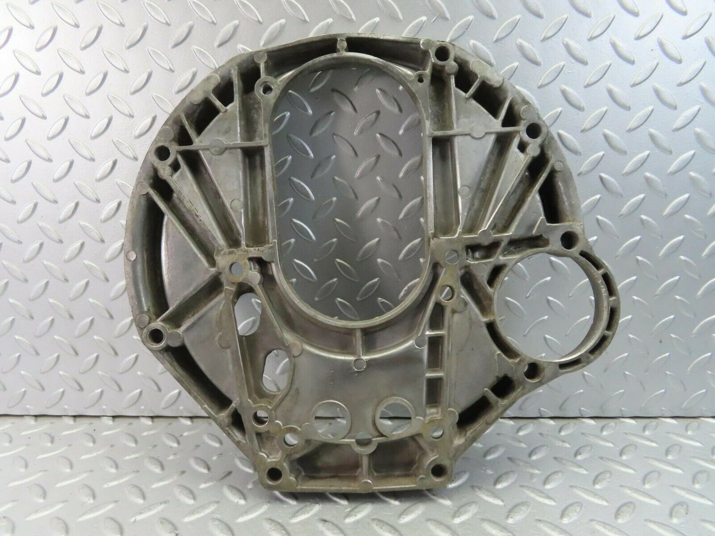 10198 Mercedes-Benz W111 220SE Gearbox Flange 1210110445