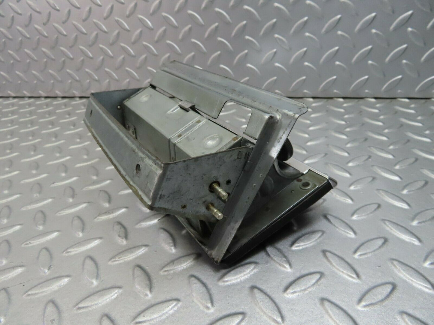 7905 Mercedes-Benz W115 220D Centre Console Ashtray Black