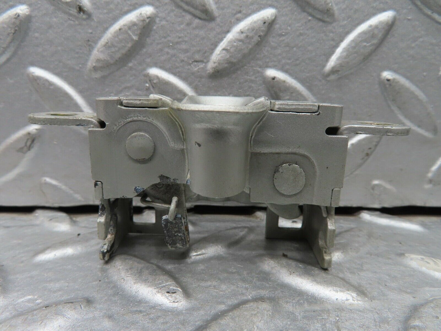 19336 Mercedes-Benz C140 CL420 Coupe Bonnet Lock Pair 2028800160