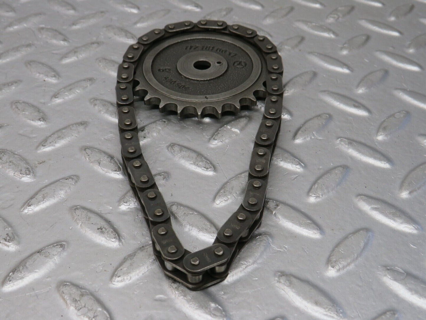 32871 Mercedes-Benz C107 R107 350 V8 Oil Pump Chain & Gear Sprocket 1171810012