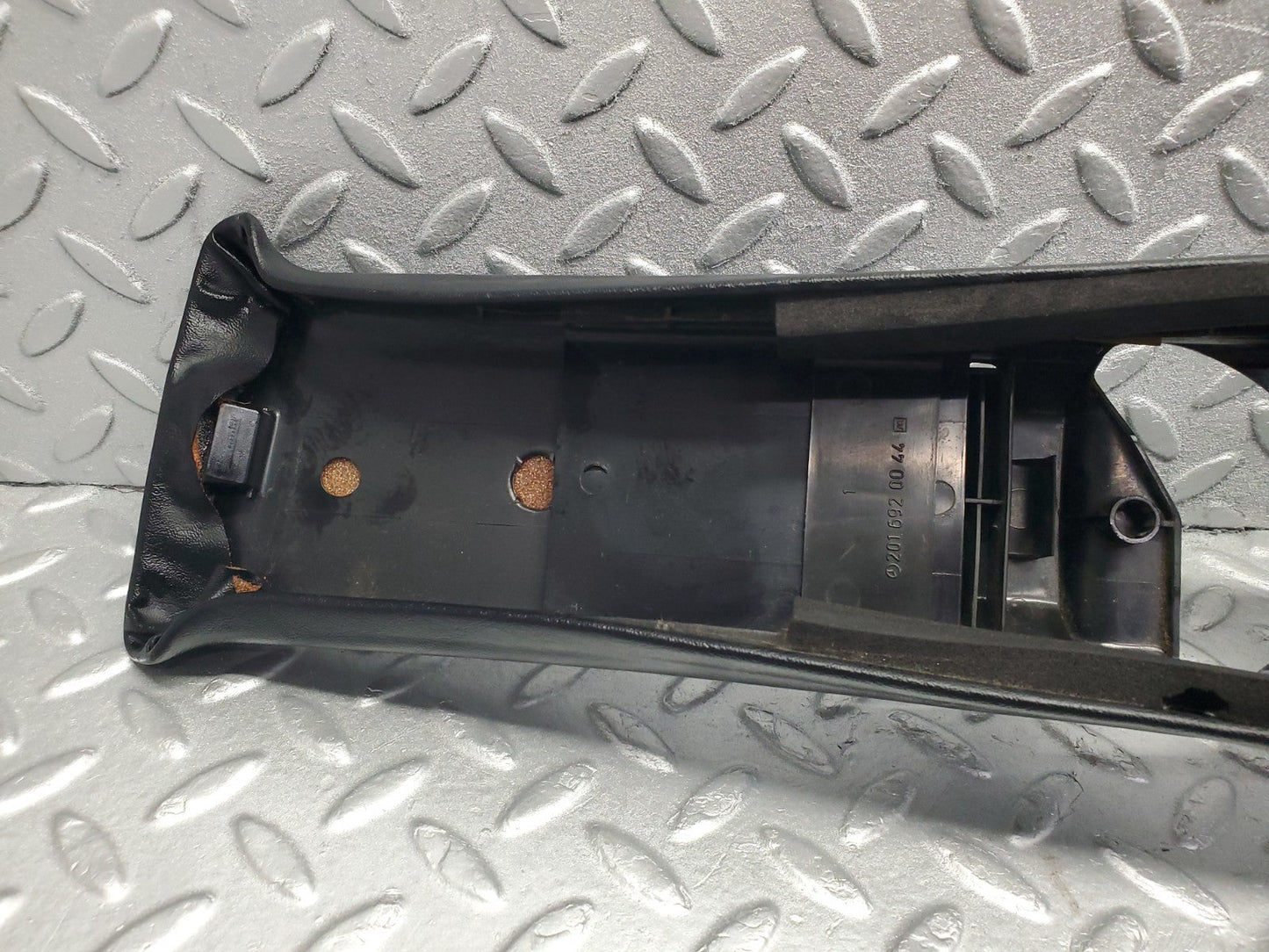 W201 Baby Benz b pillar cover right used OEM