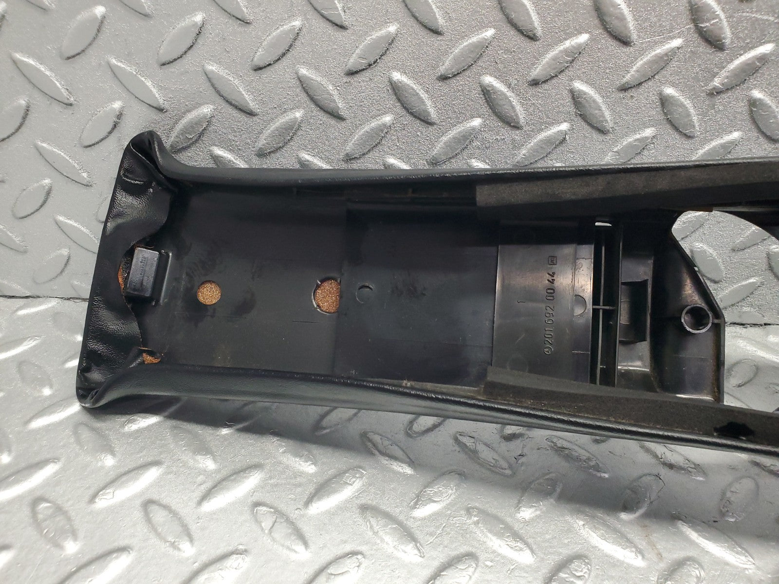 W201 Baby Benz b pillar cover right used OEM