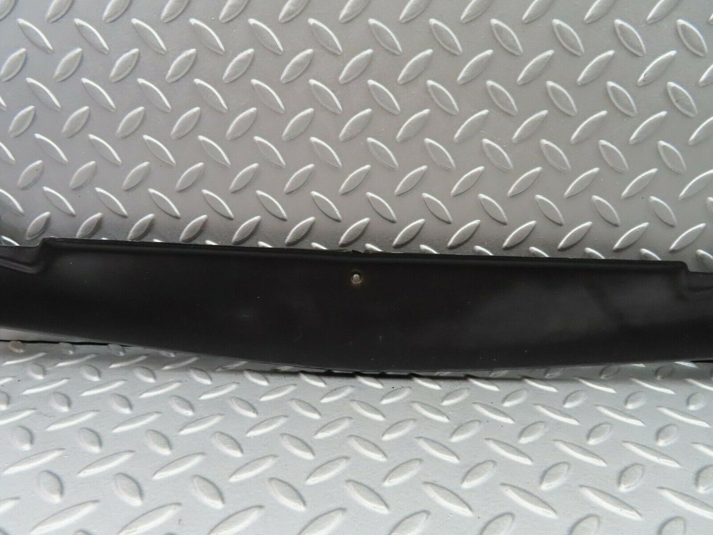 5854 Mercedes-Benz W123 200 Front Bumper Centre Filler Trim 1238853023
