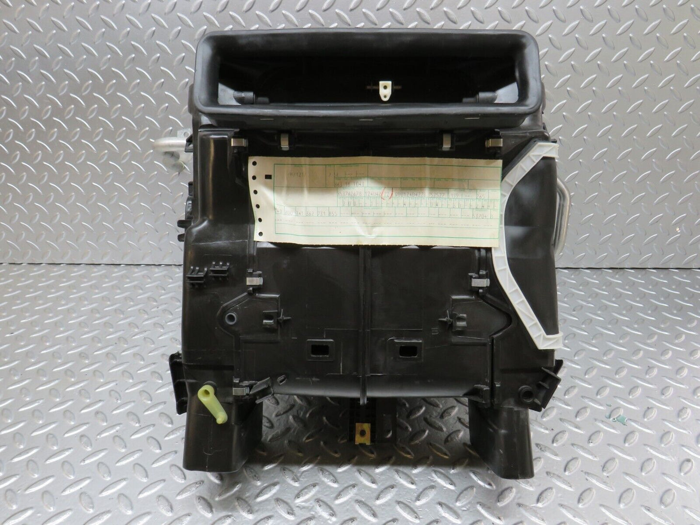 26628 Mercedes-Benz C124 220CE Coupe Heater Box Blower Housing Behr 1248307060