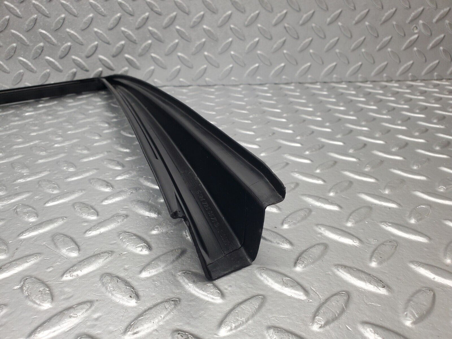 46251 Mercedes-Benz W124 280E Front Left Door Window Frame Trim 1247250171