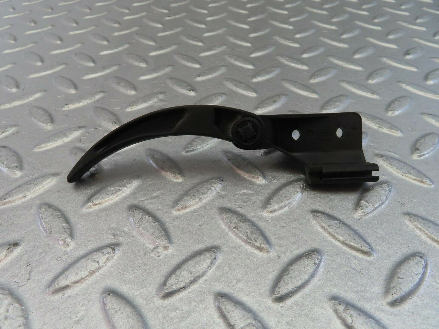 10037 Mercedes-Benz C123 230CE Coupe Hood Opener Bonnet Opener Release