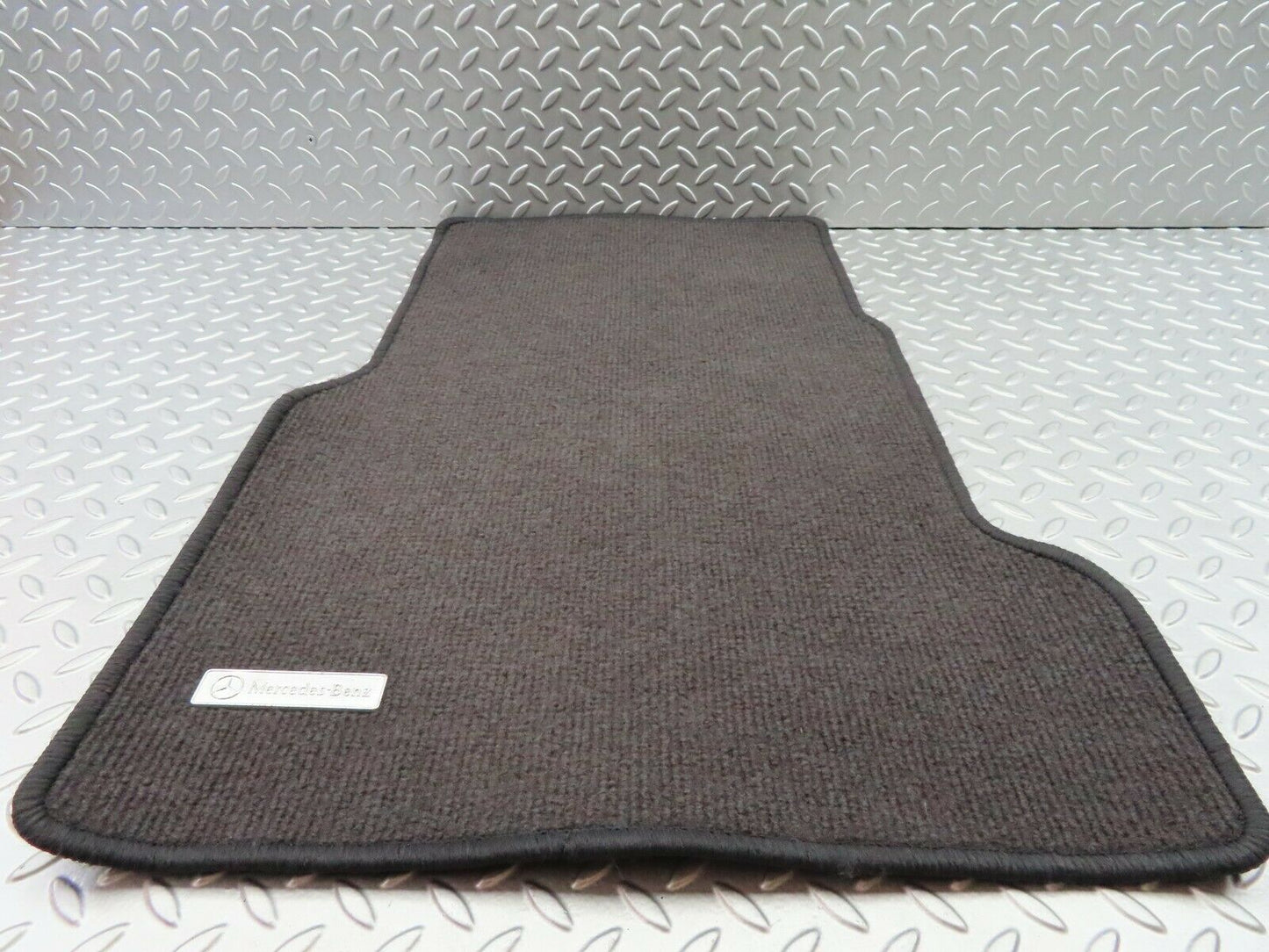 6654 Mercedes-Benz S124 E220 Wagon Front Left Passenger Side Floor Carpet