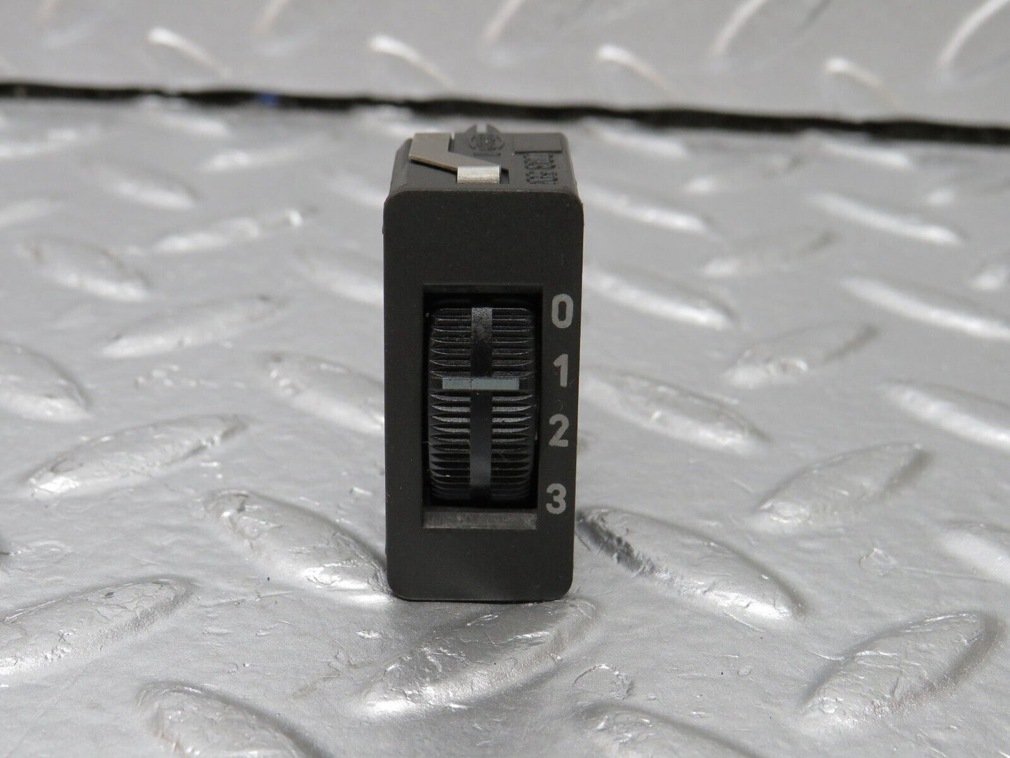 34074 Mercedes-Benz W124 260E Headlight Level Switch 1248000173