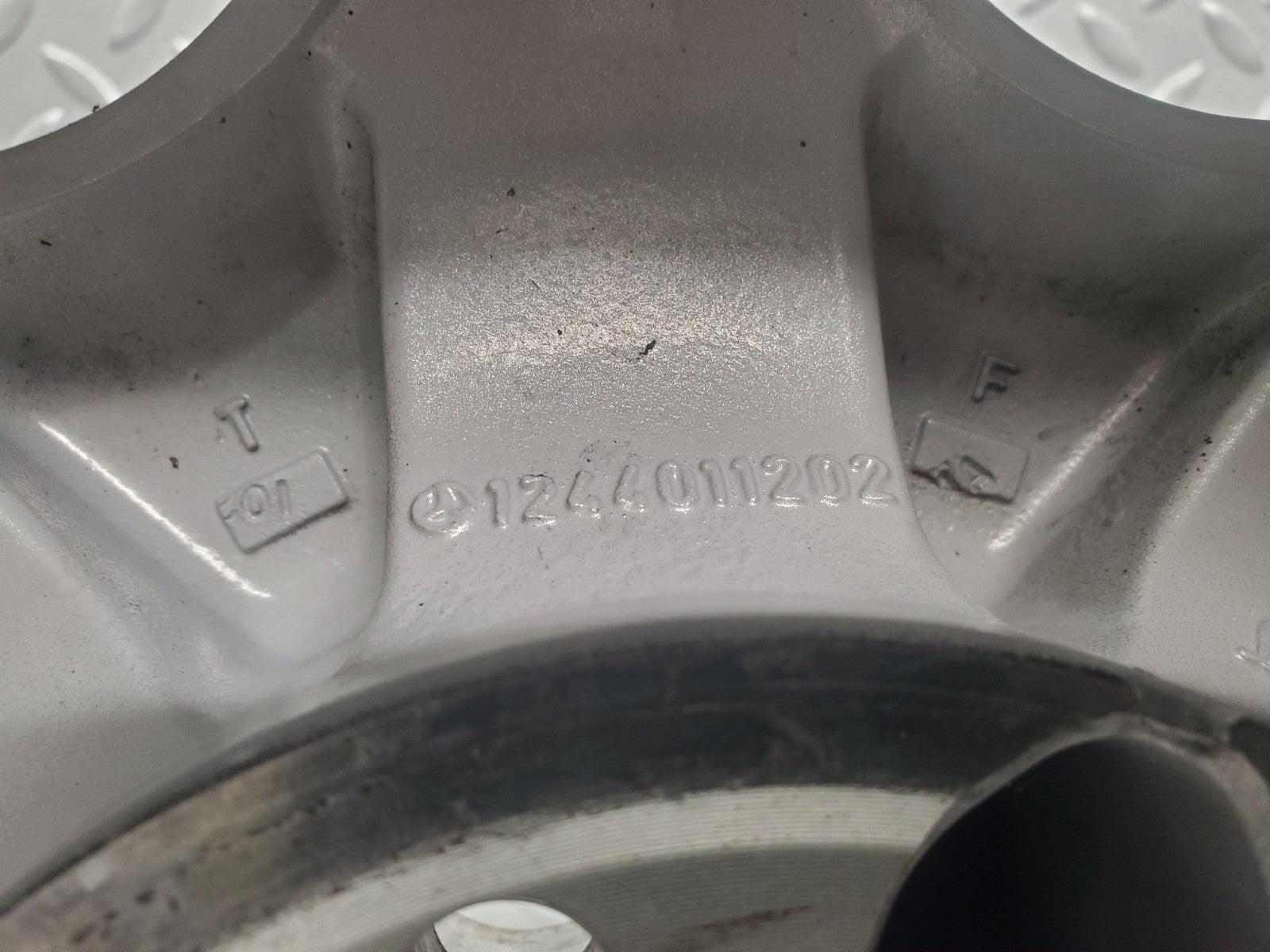 47190386