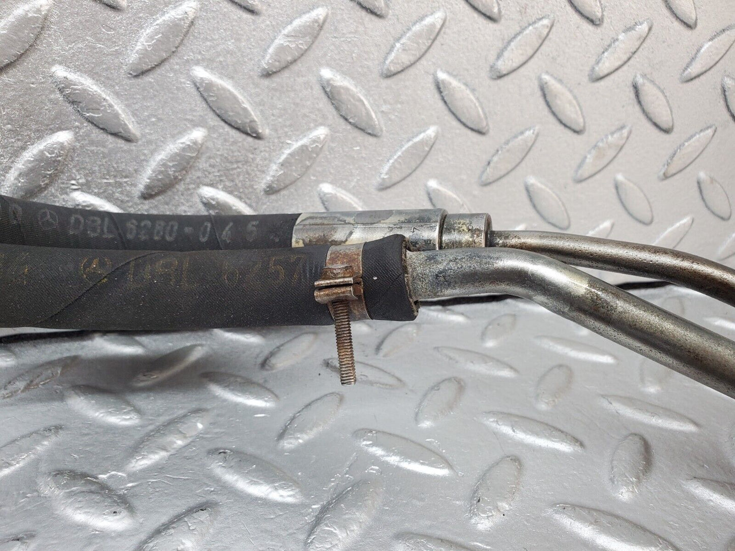 44513 Mercedes-Benz W123 280E Power Steering Oil Pipe Hose