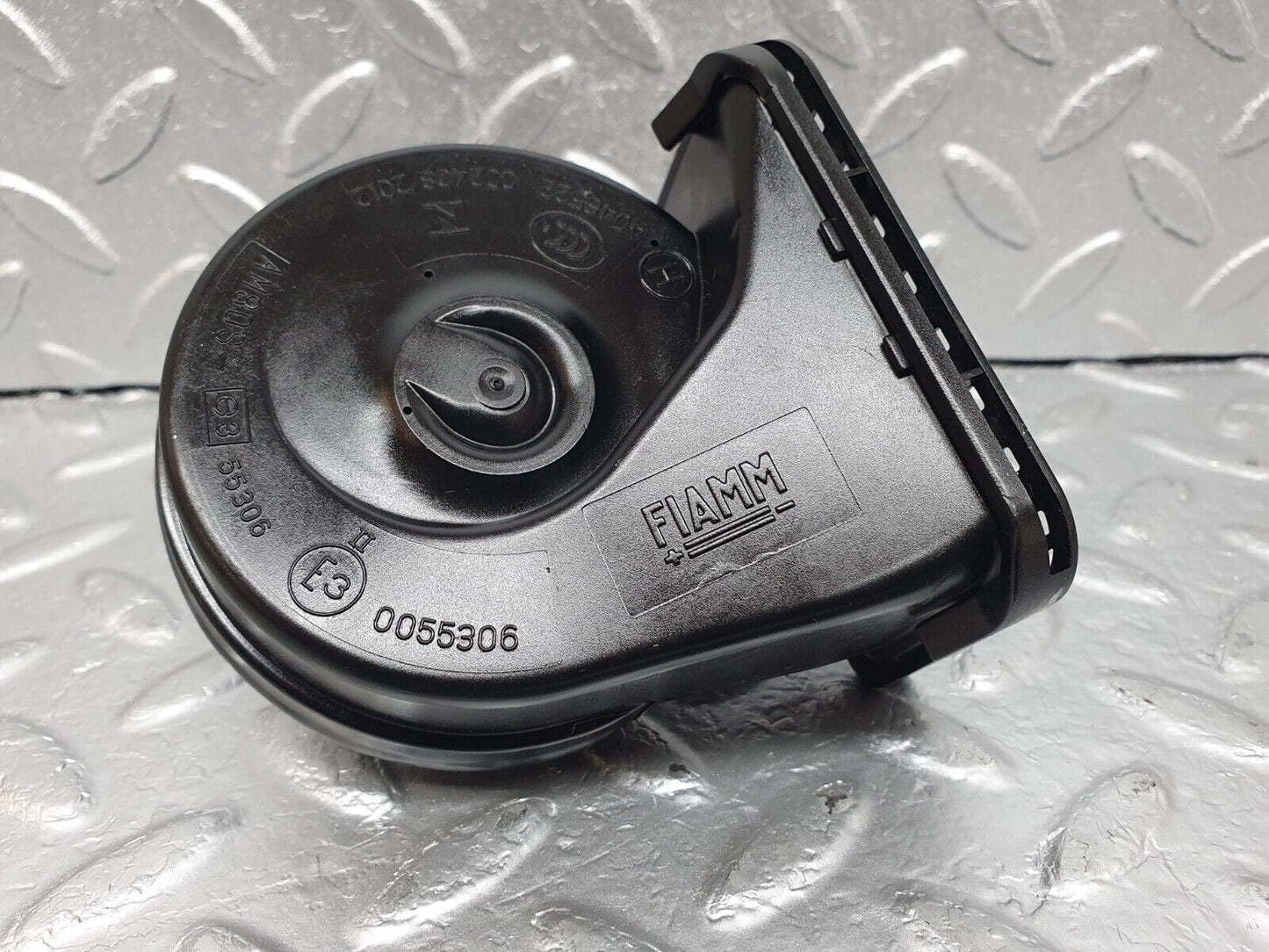 42174 Mercedes-Benz R129 320SL Coupe Horn Fiamm AM80S 0065421820