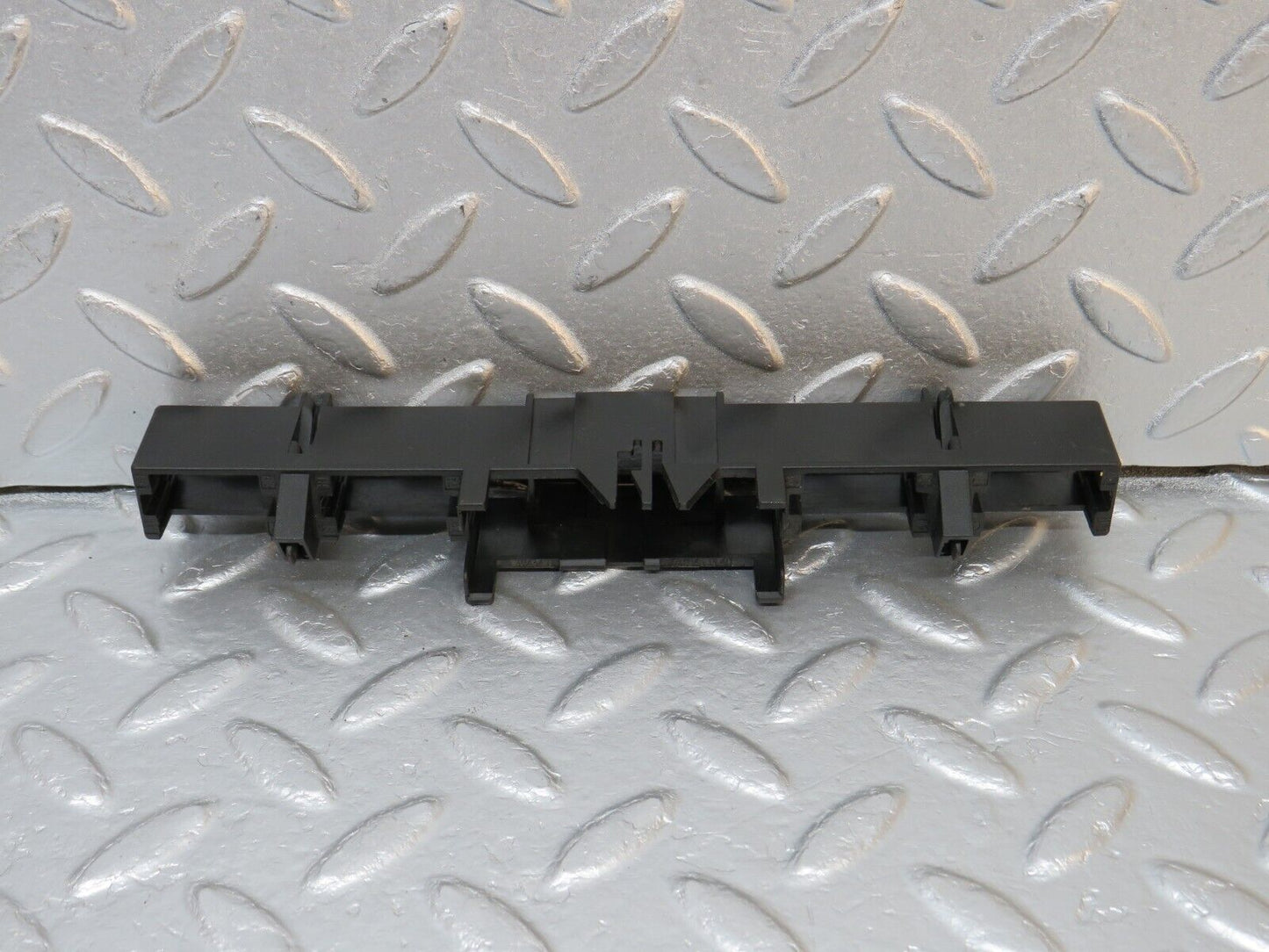 39750 Mercedes-Benz R129 320SL Coupe Connector Holder 1295451340