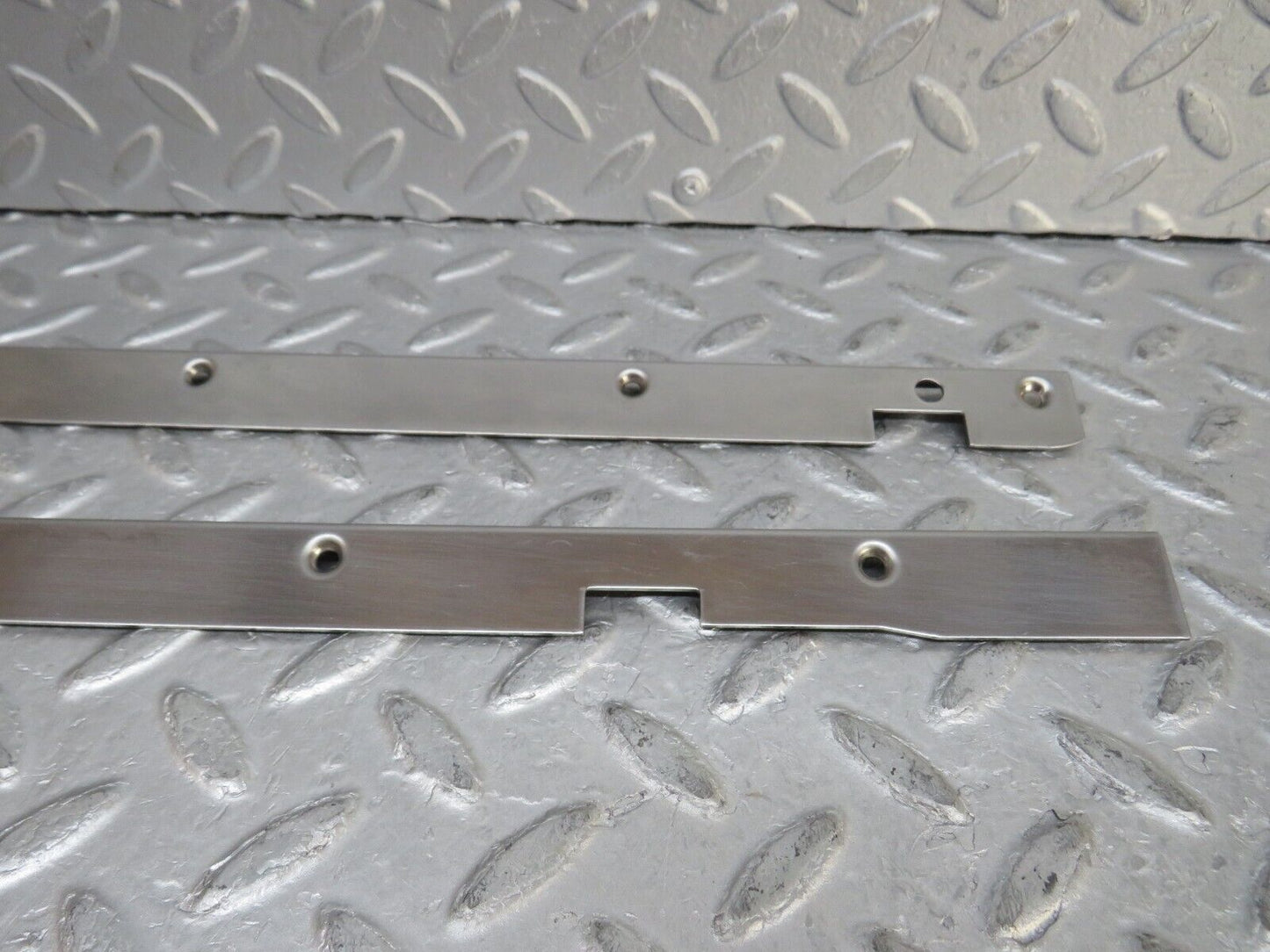 37098 Mercedes-Benz C126 420SEC Coupe Sunroof Chrome Trim
