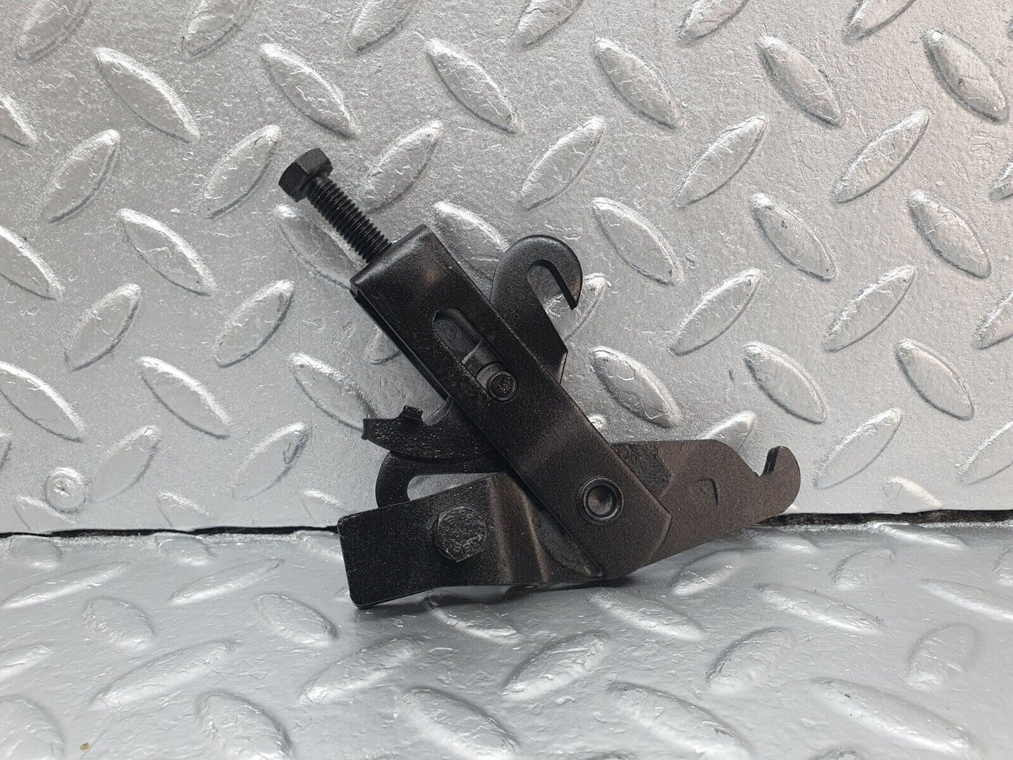 42834 Mercedes-Benz W201 190 2.0L Handbrake Adjusting Handbrake Regulator