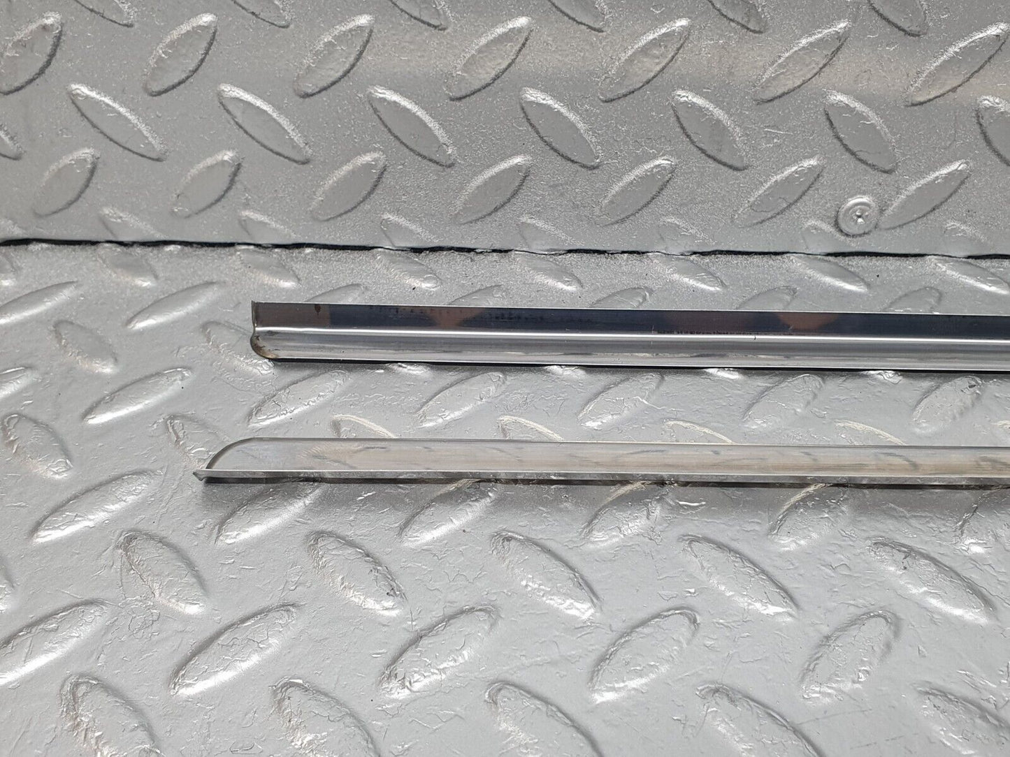 43944 Mercedes-Benz C123 230CE Coupe Sunroof Chrome Trim Set