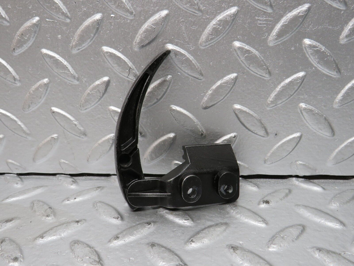 31997 Mercedes-Benz W123 230E Hood Opener Bonnet Opener Release